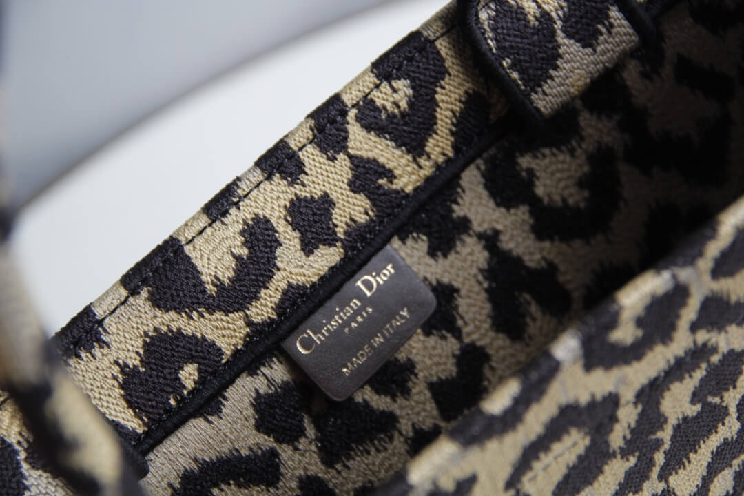 1286 book tote big size 41 5cm 36 5cm embroidery logo red handbag mizza 3