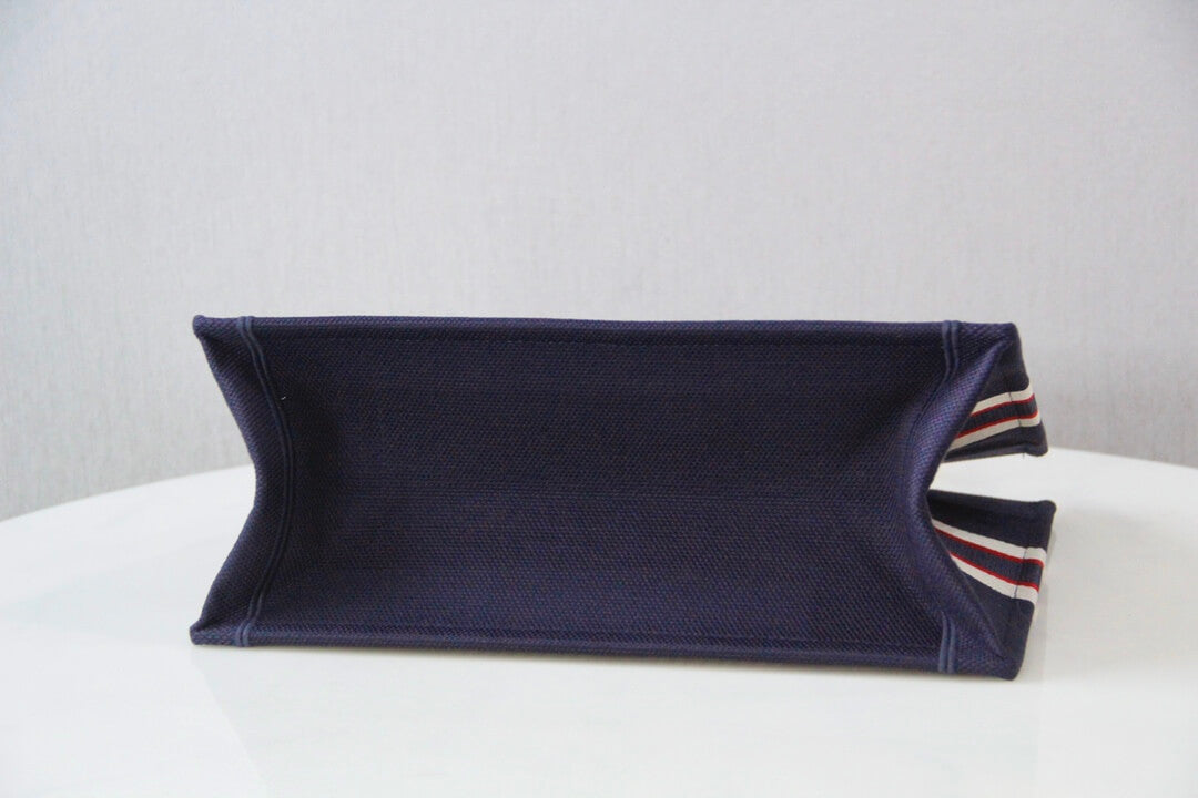 1286 book tote dioralps 36 5cm 41 5cm oblique embroidery black white 6