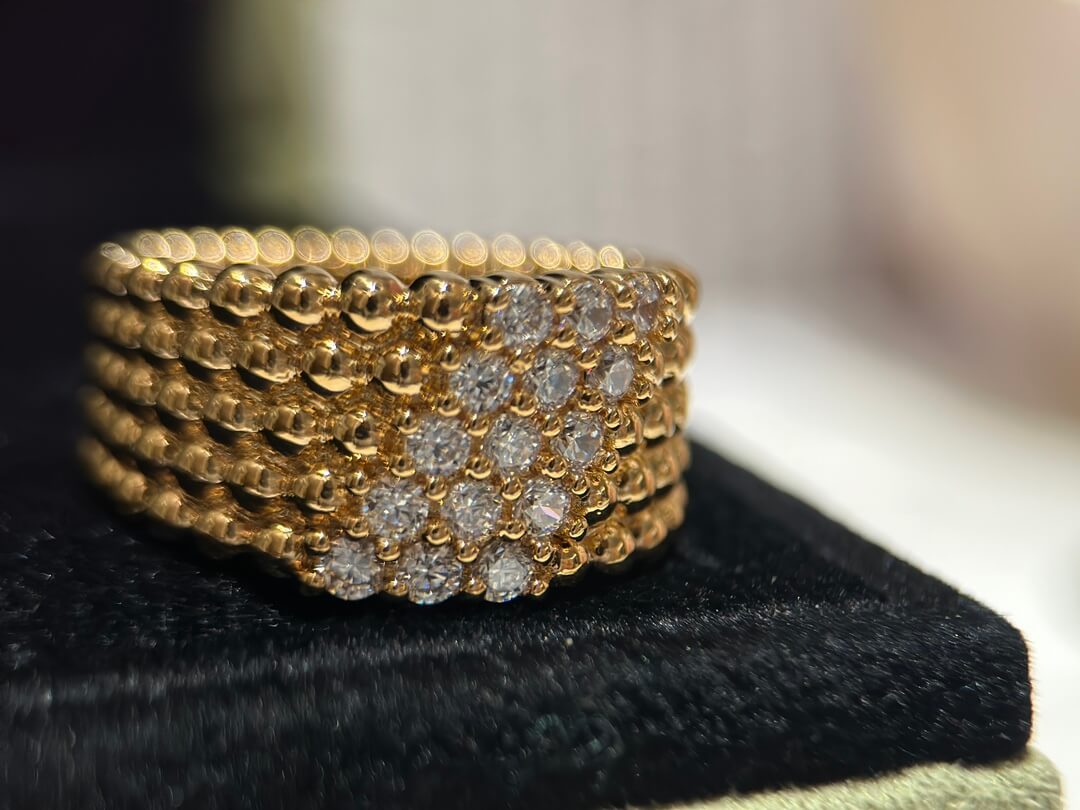 2023 new light luxury high grade five row beaded diamond ring jzfr032c5