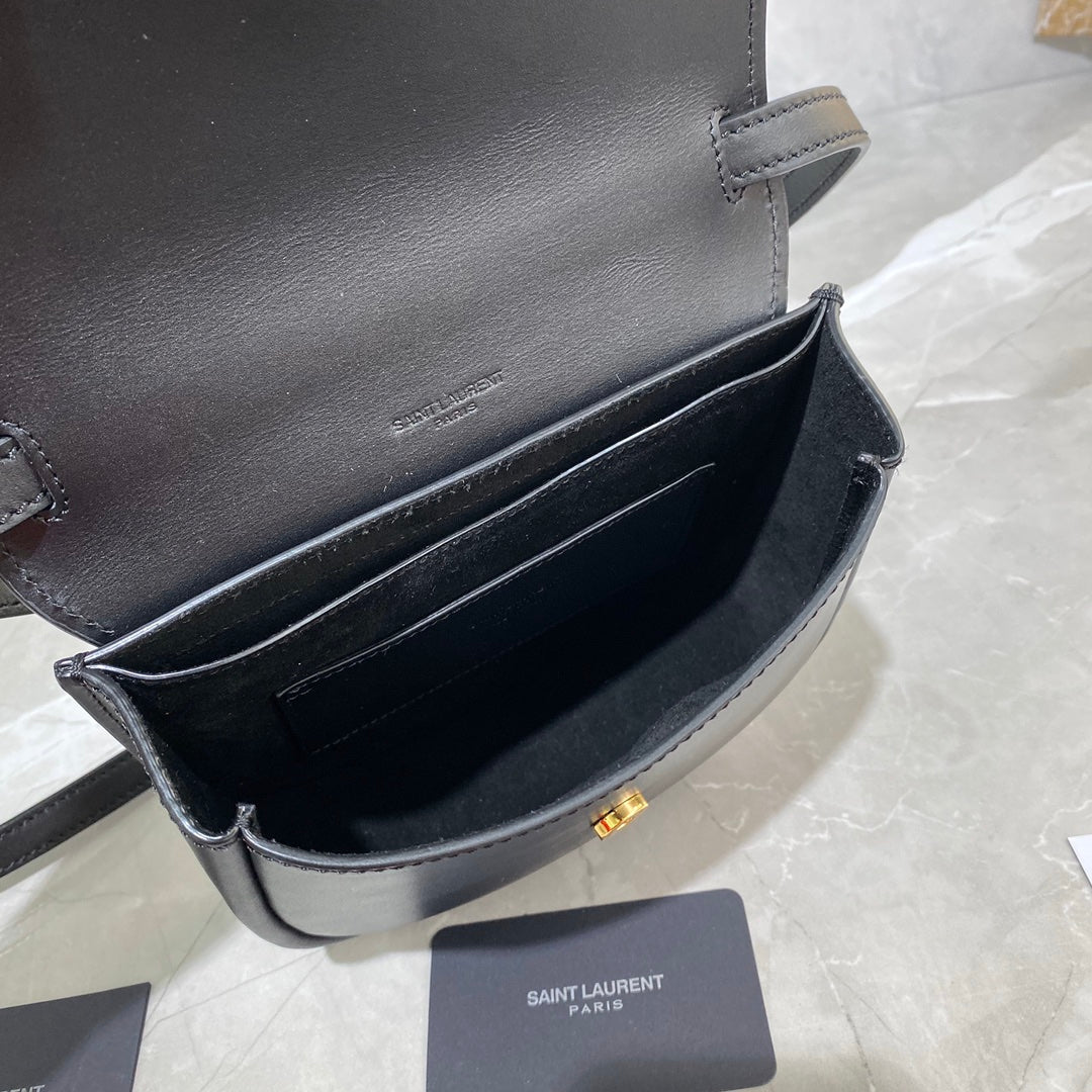 ysl5561240940 kaia small saddle bag black gold hardware 619740