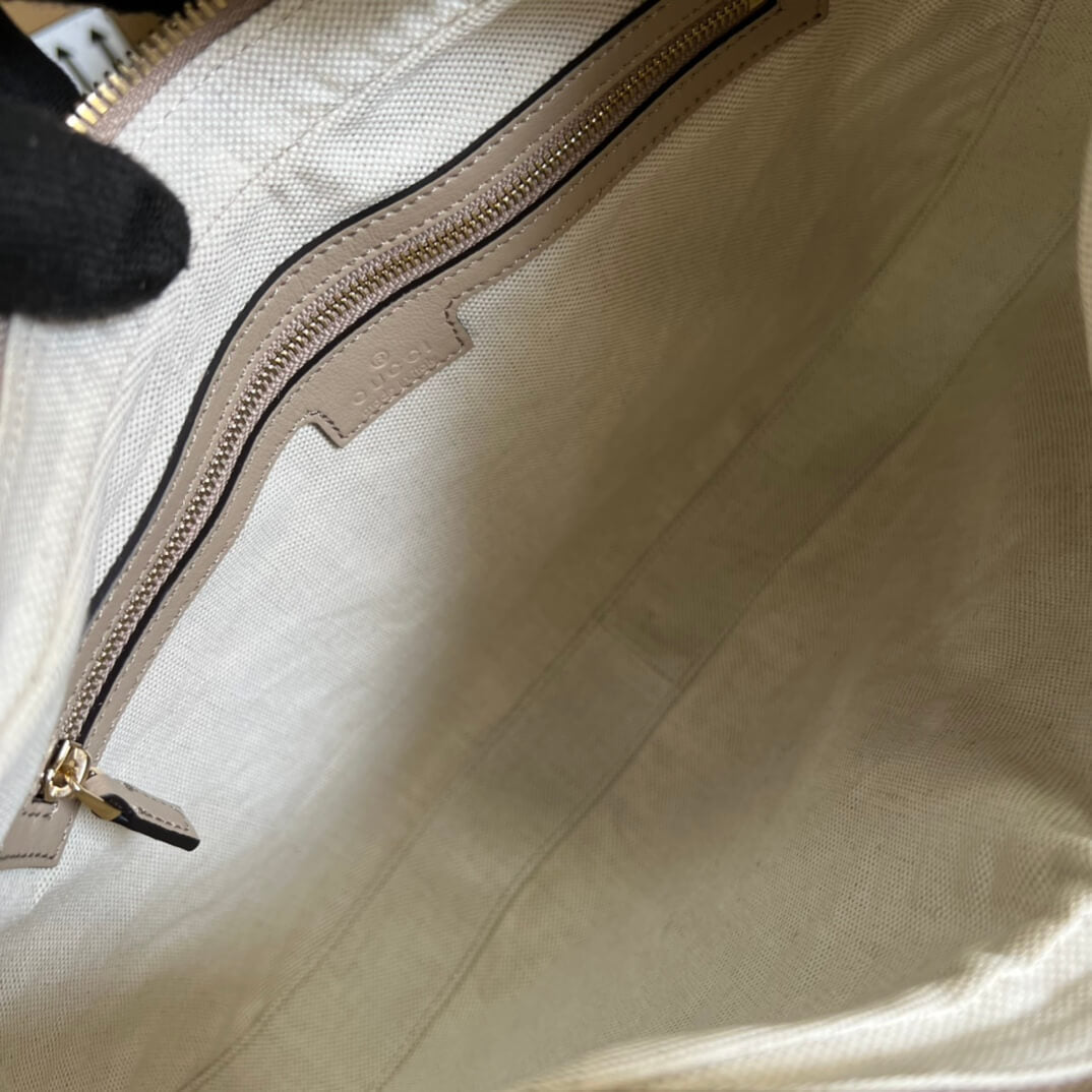 702823 attache gm milk white 35cm shoulder bag cross body bags