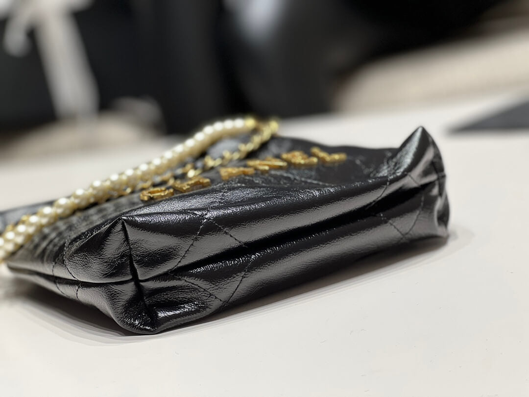 cha as3980 chan 22 mini handbag calfskin black