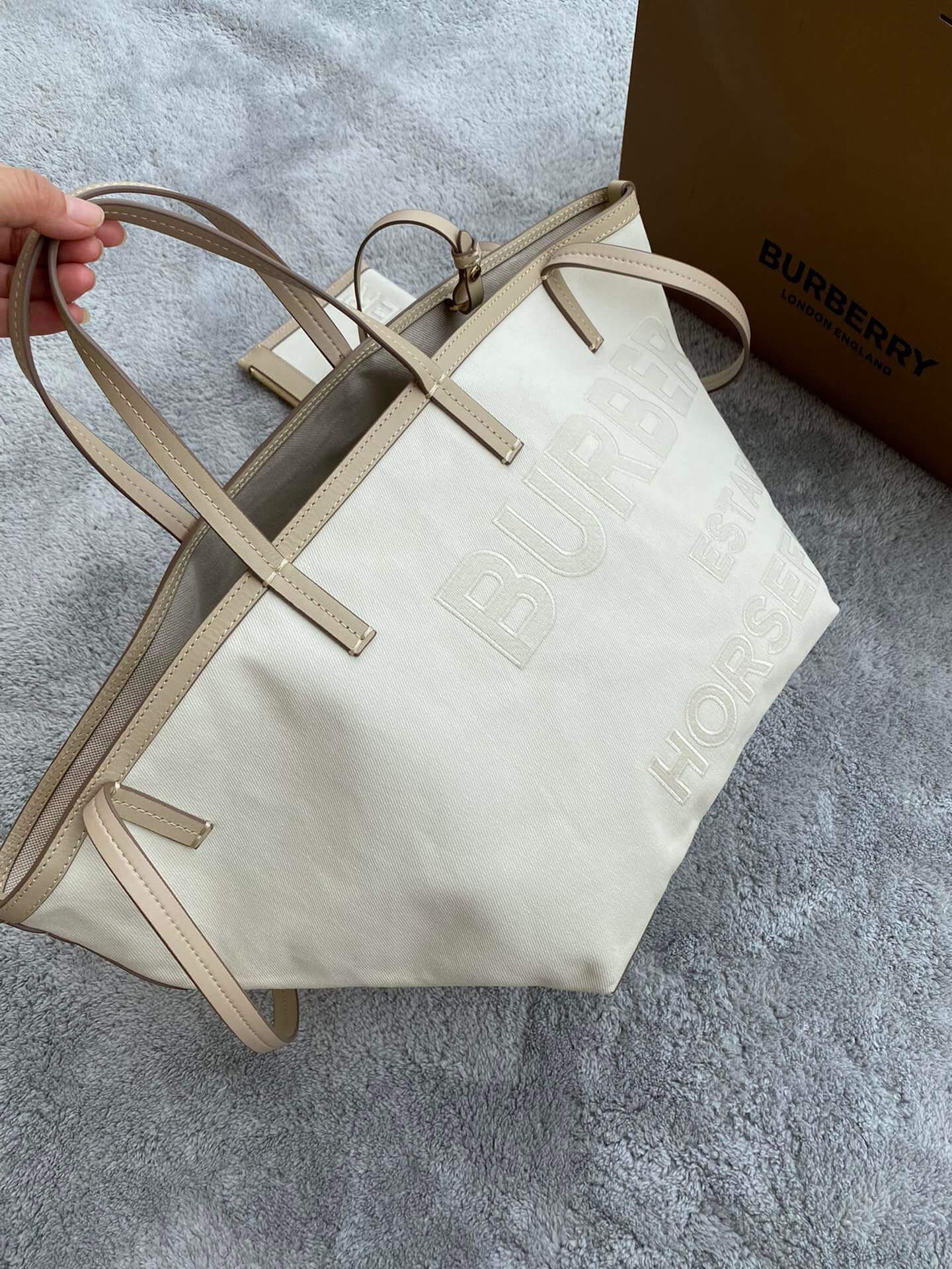 burberry tote canvas handbag off white 650678