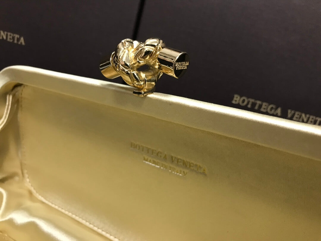 bv stretch box knot clutch bag 754783 yellow gold