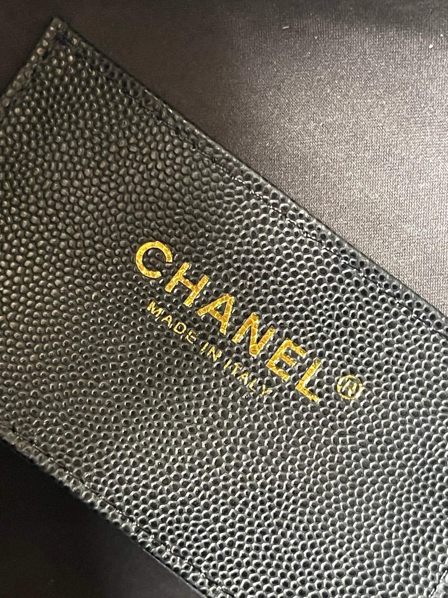 CHA 25 SMALL HANDBAG AS5293 Caviar Calfskin black