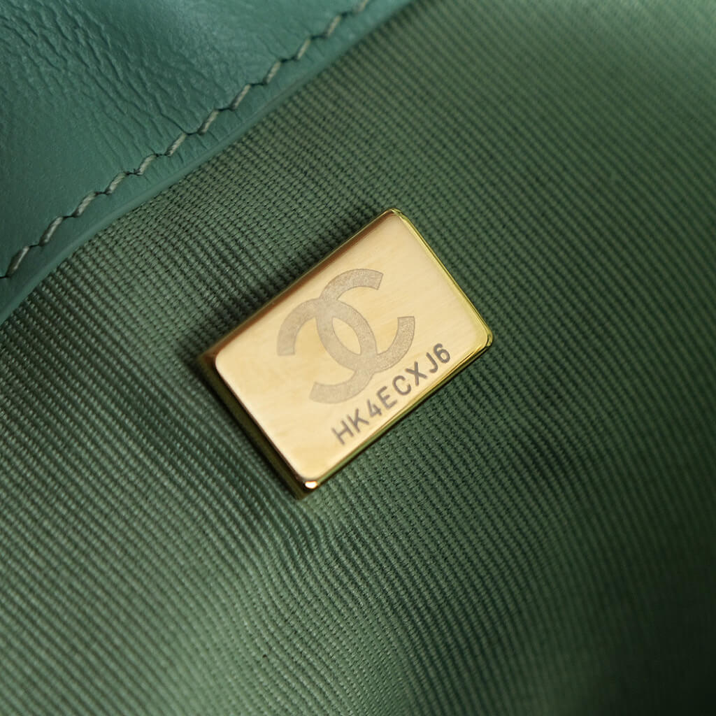 CHA 25 SMALL HANDBAG AS5293 Green Suede Leather