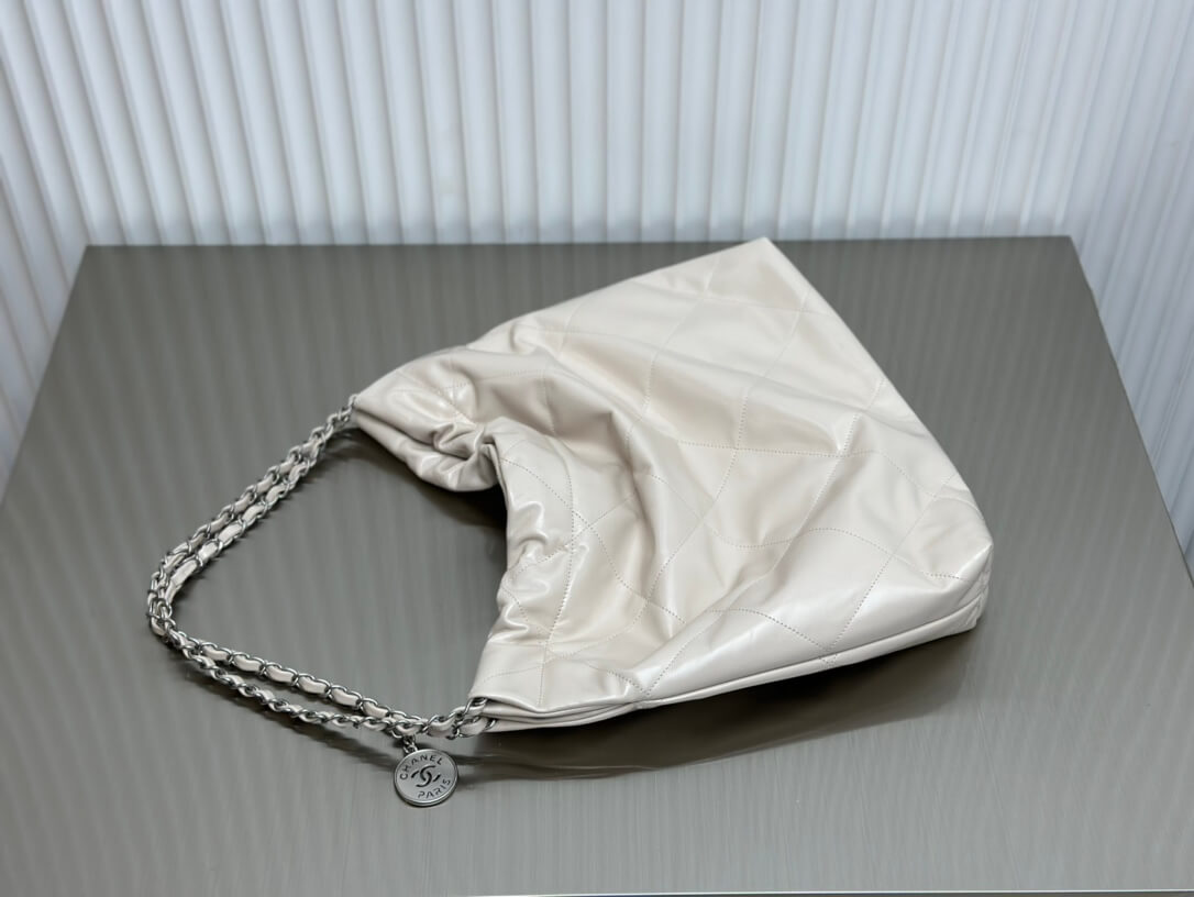 cha chane 22 bag shoulder bag cream