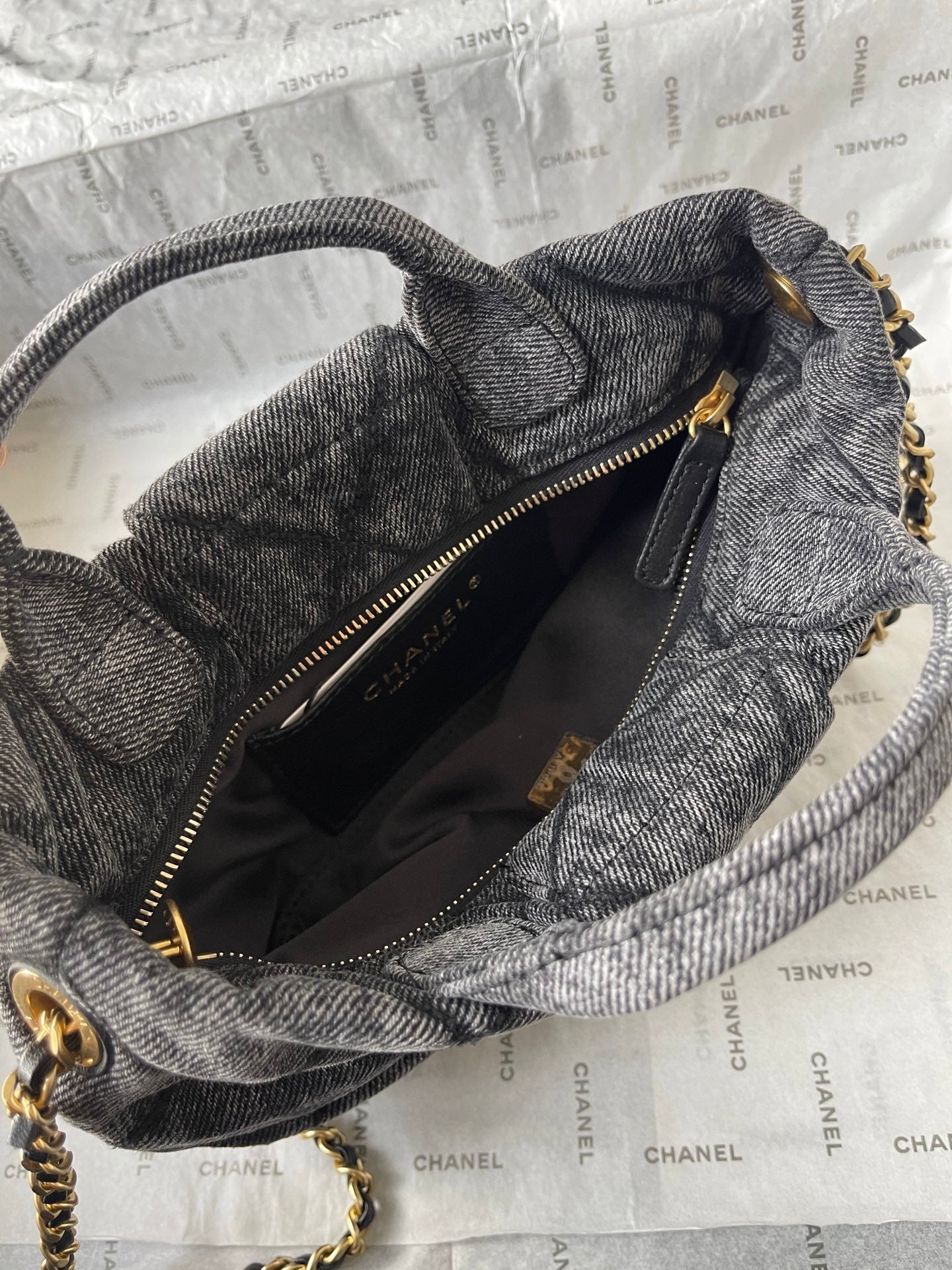 Chanel 25K Denim Bow AS5849