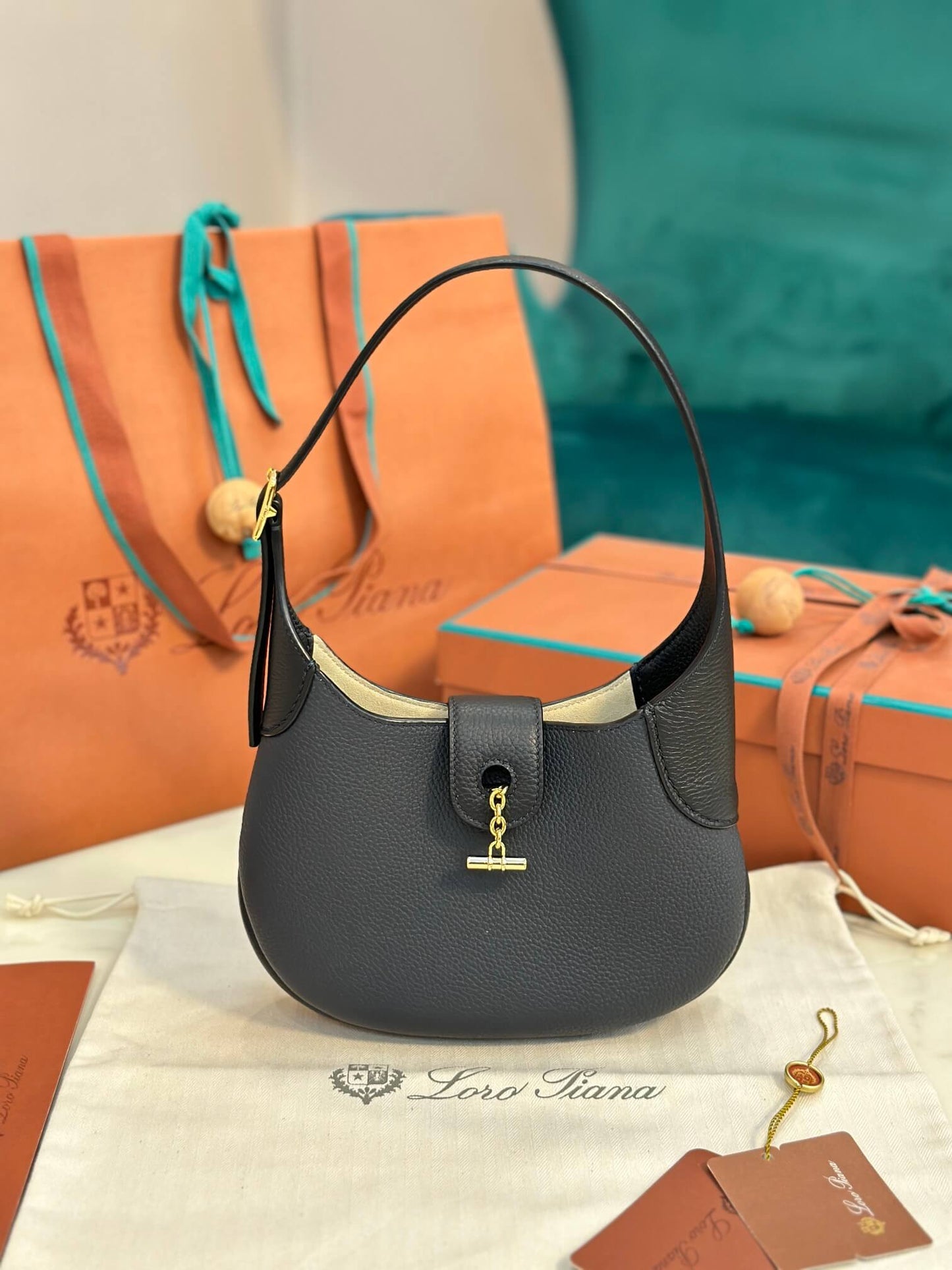 LP Bobbin trendy underarm bag LP2503121 Black