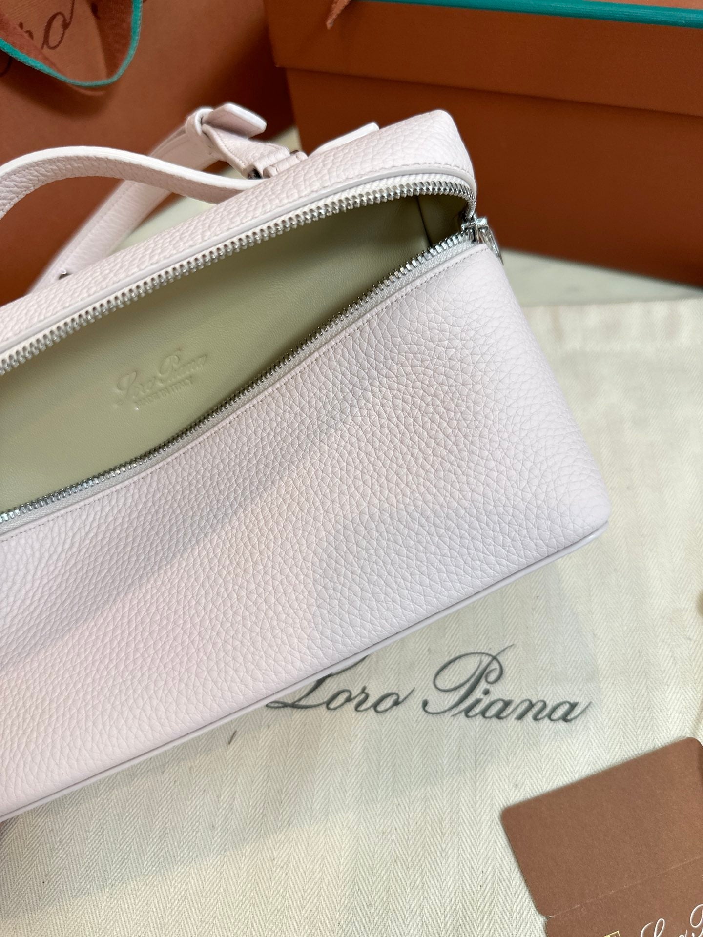 loro piana extra poket l19 light pink