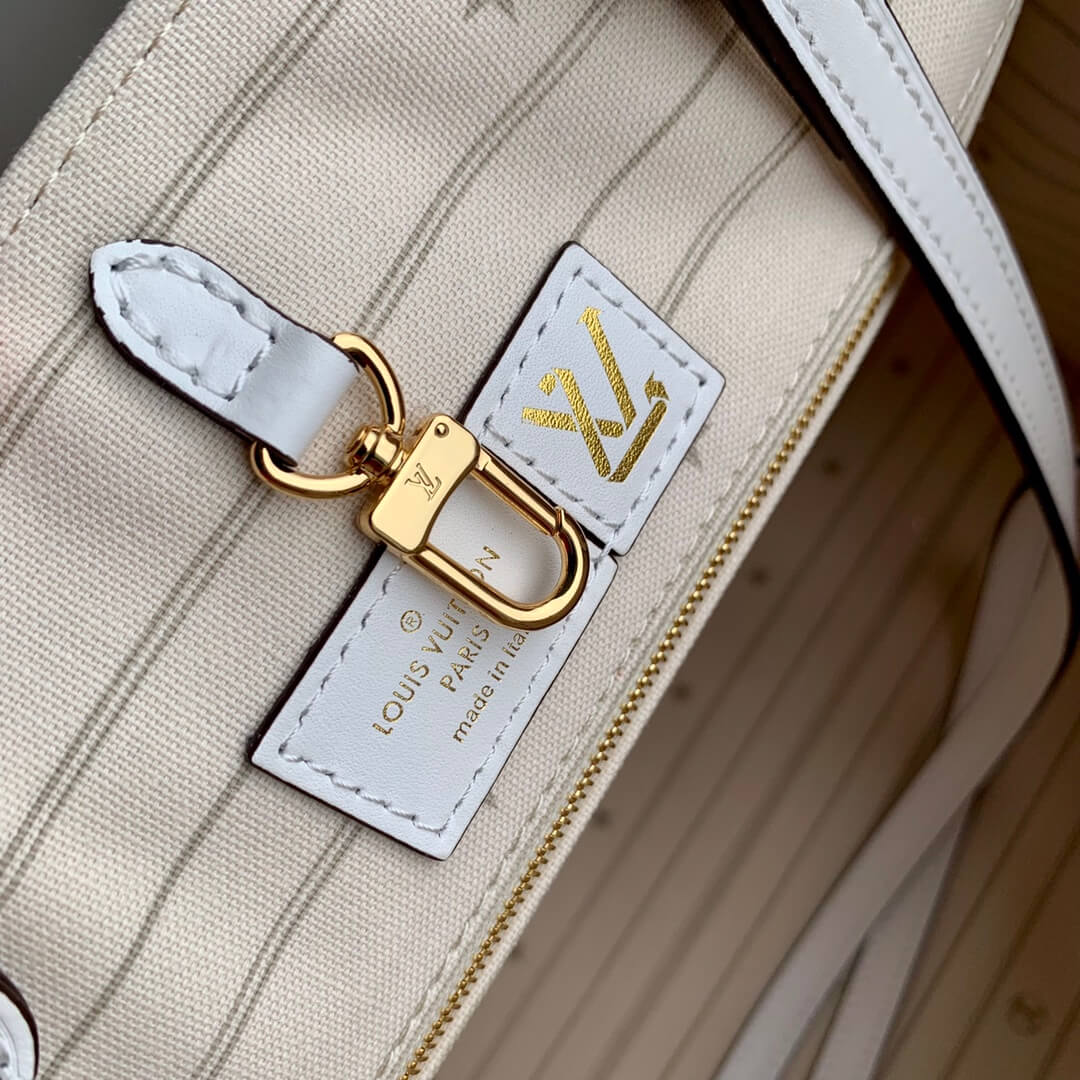 m20815 onthego tote bag embroidered and leather trim small 35 yellow green