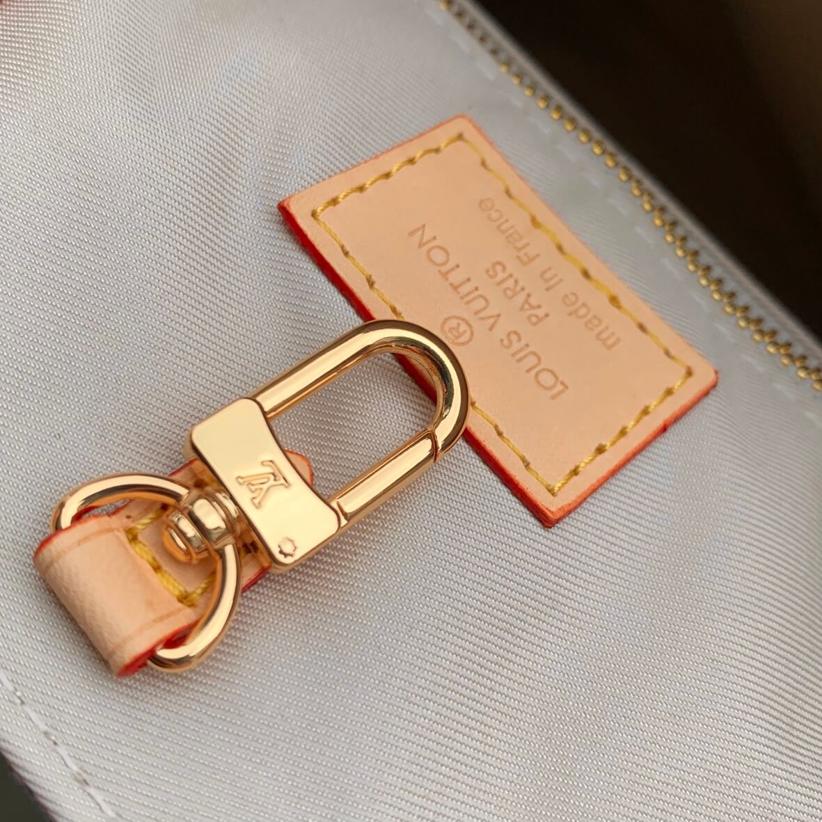 m24708 onthego mm monogram jacquard fabric white