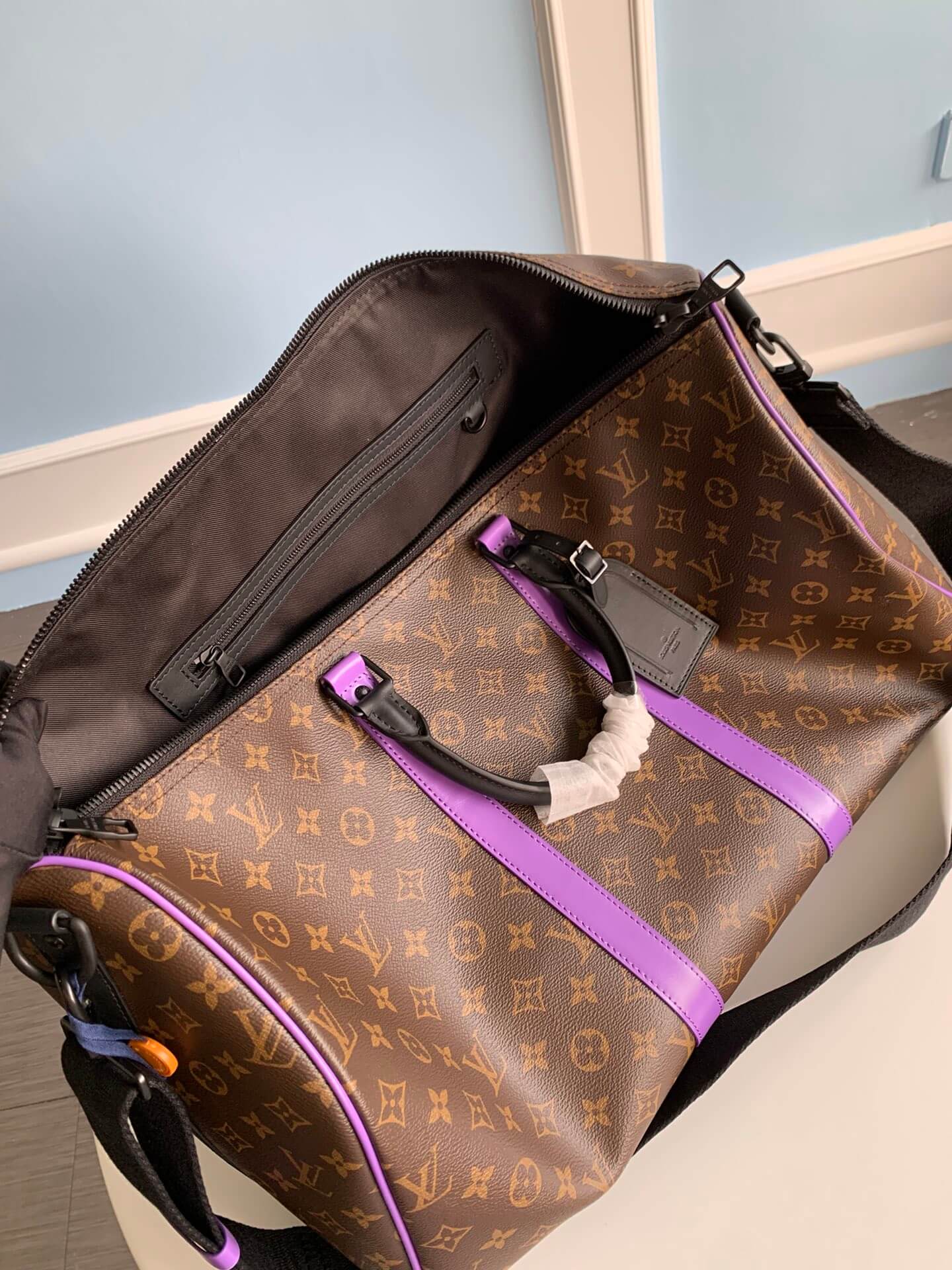 m46257 keepall bandouliere 50 brown mens bag travel bag handbag cross body bags