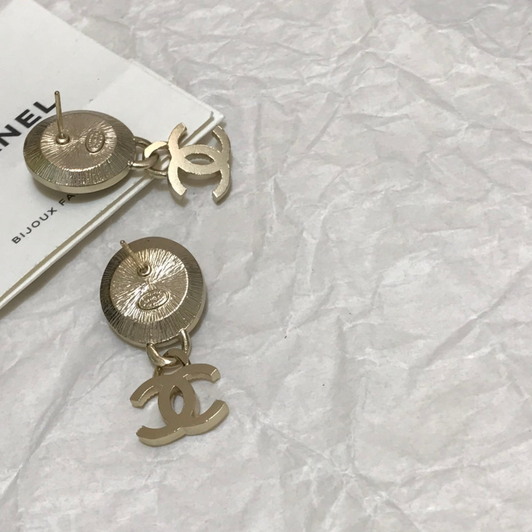cha cc earrings pale gold free shipping 1