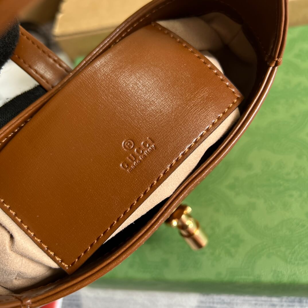 gg637091 handbag subaxillary bag 19cm brown cowhide