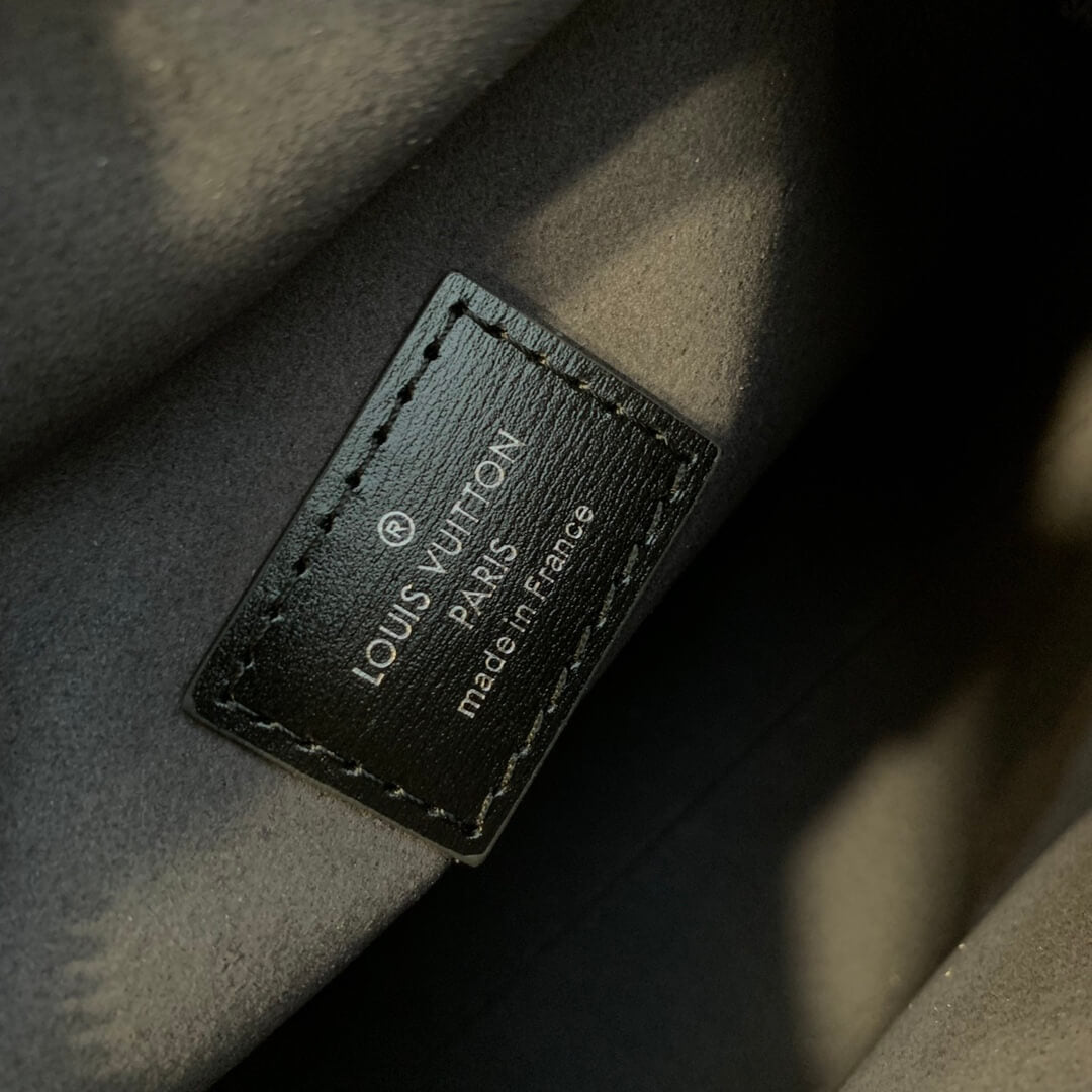 m21460 side trunk cruise monogram 21cm grey shoulder bag cross body bags subaxillary bag