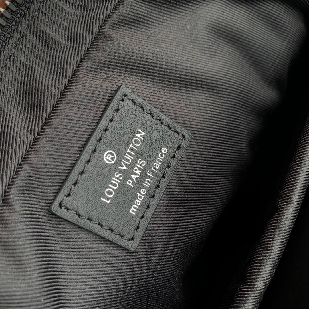 m46457 porte documents voyage pm 36 5cm monogram eclipse black