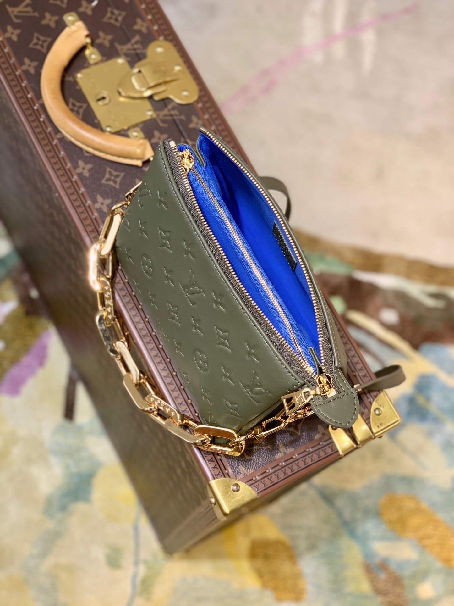 m57796 coussin bb monogram 21cm blackish green