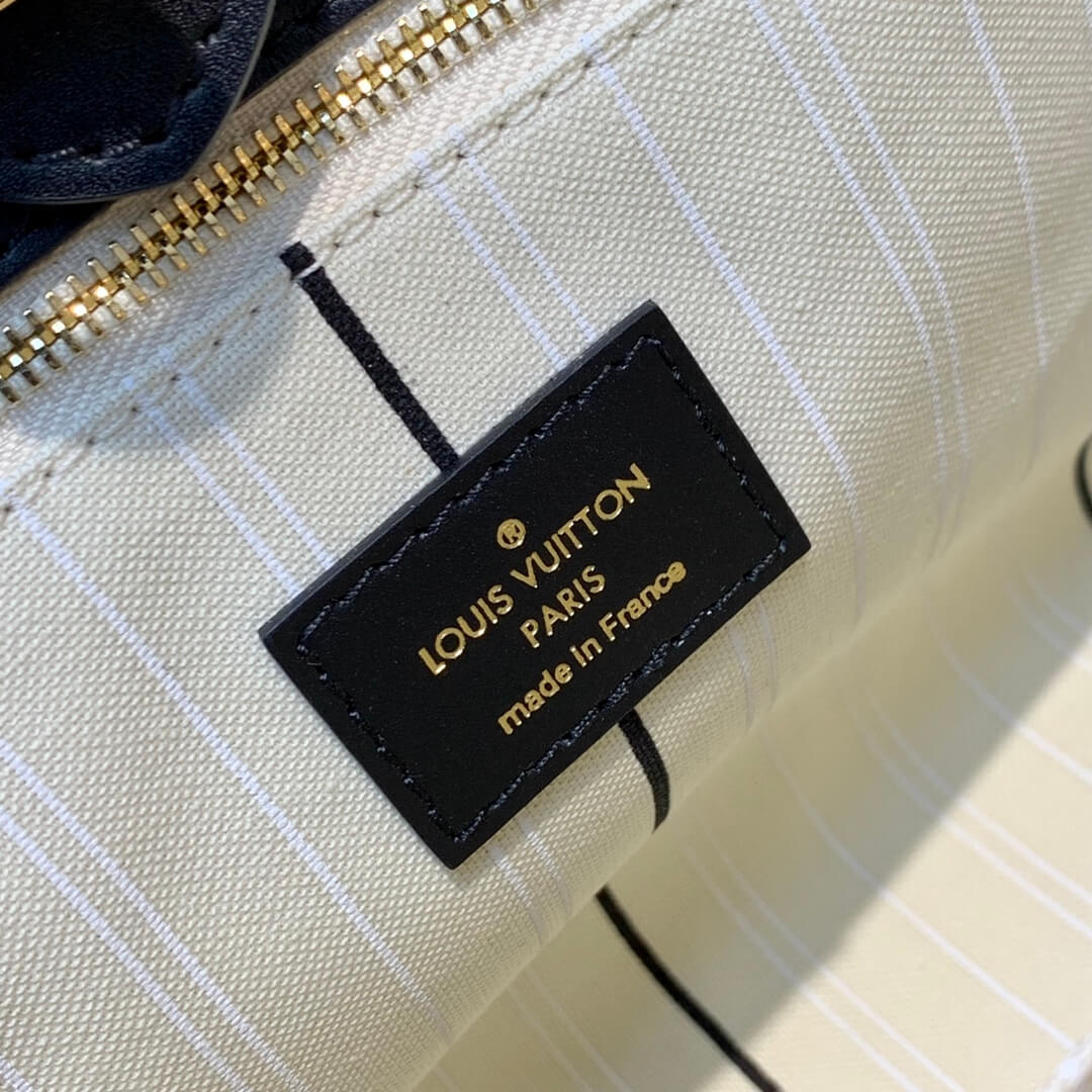 m95505 on my pm side monogram 25cm white black