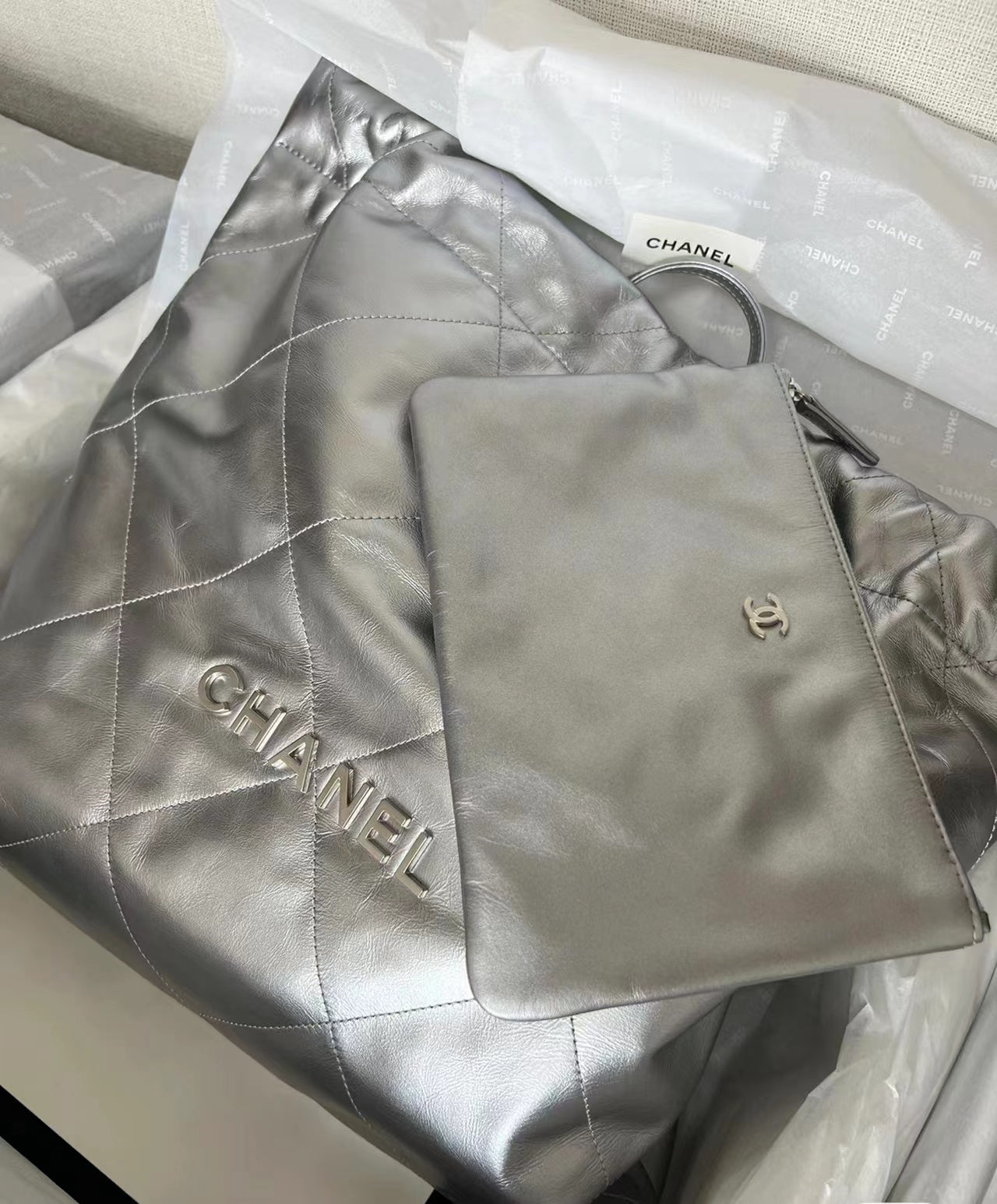 cha ?????????? pm silver calfskin and gold metal 35cm