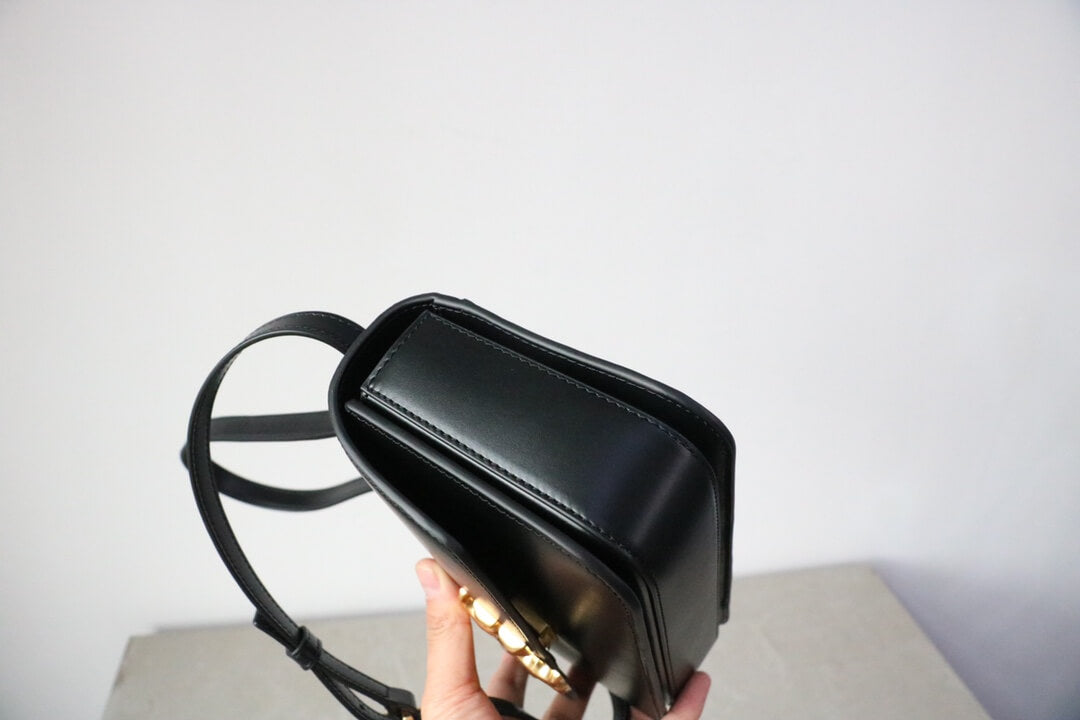 eleanor new design tofu sling bag black cowhide 89644