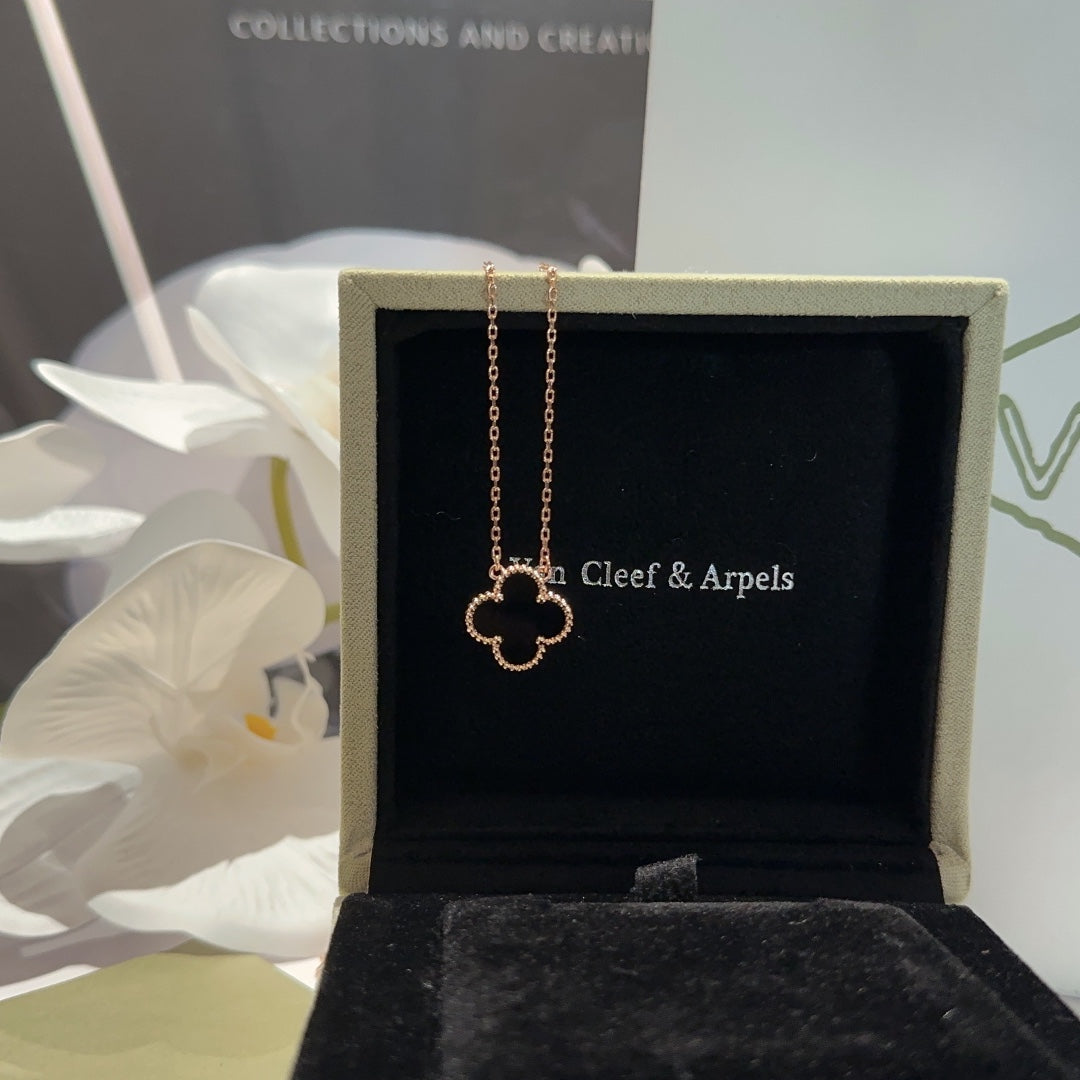 fd018 necklace bracelet four leaf clover free shipping black