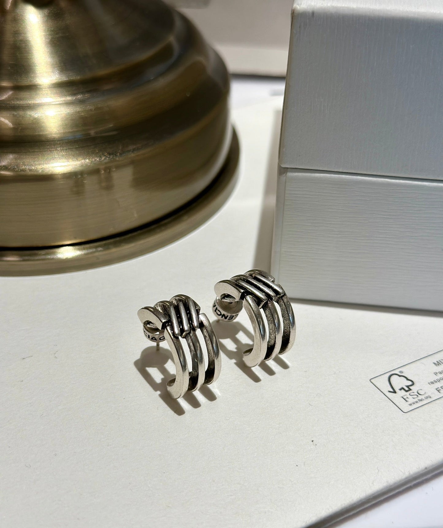 paris open c shaped earrow gold earrings ehc46