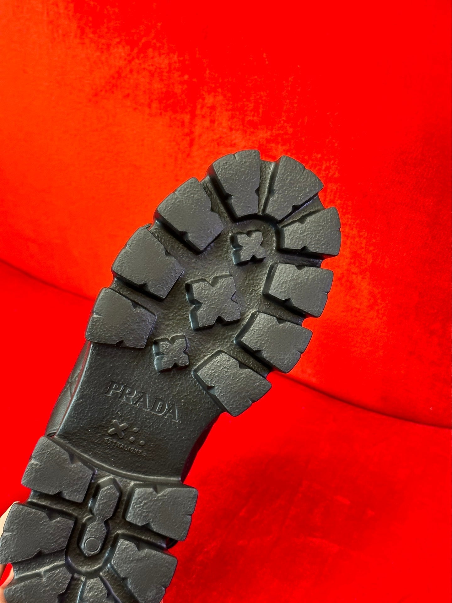 2024 spring summer triangle cake shoes velcro sandals thickened bottom xzy1