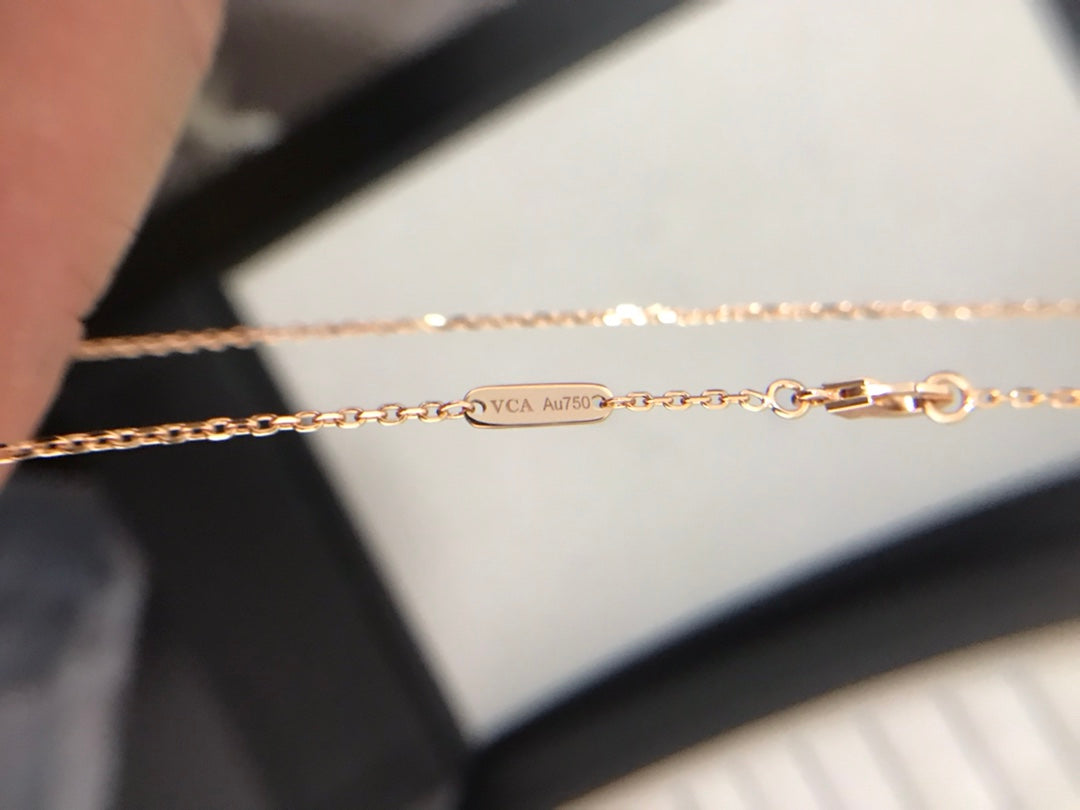 hot selling exquisite and fashionable kaleidoscope with five clover rose gold necklace xla59