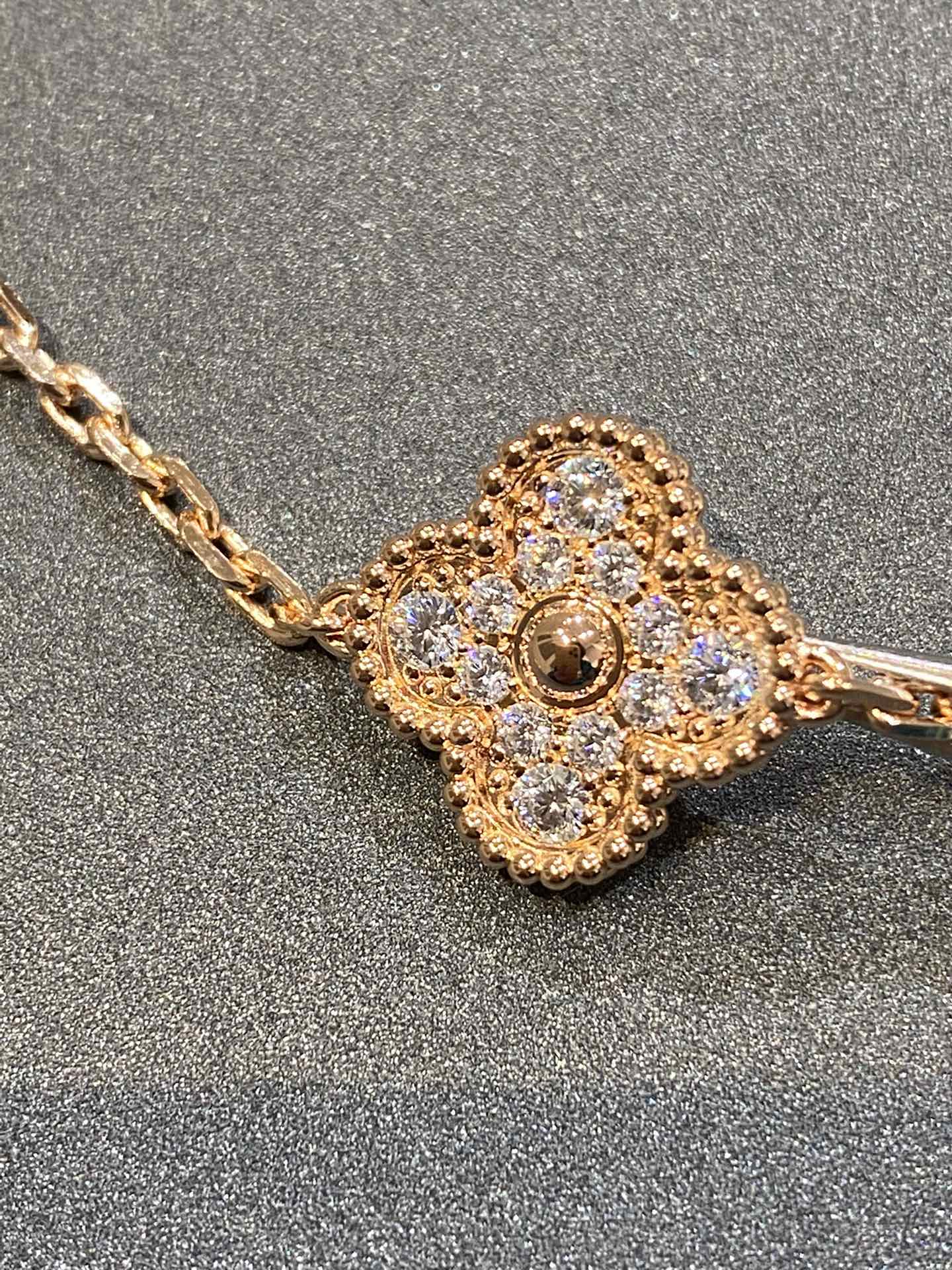 full diamond 5 flower clover rose gold bracelet sla35