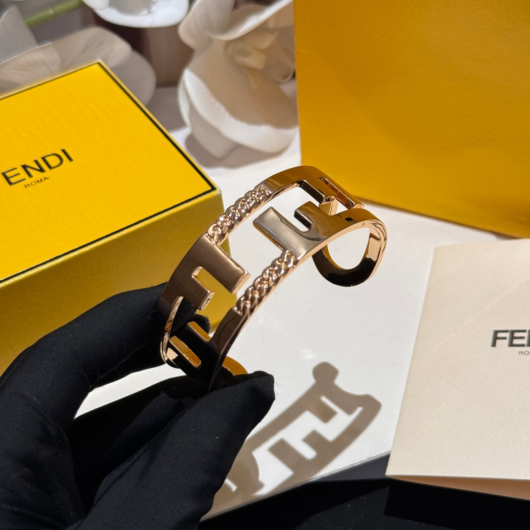 f letter open hollow gold bracelet slc32