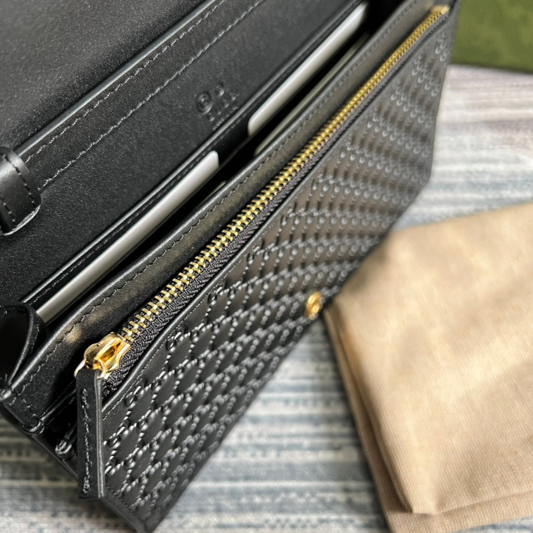 handheld saddle crossbody wallet and messenger bag 466507
