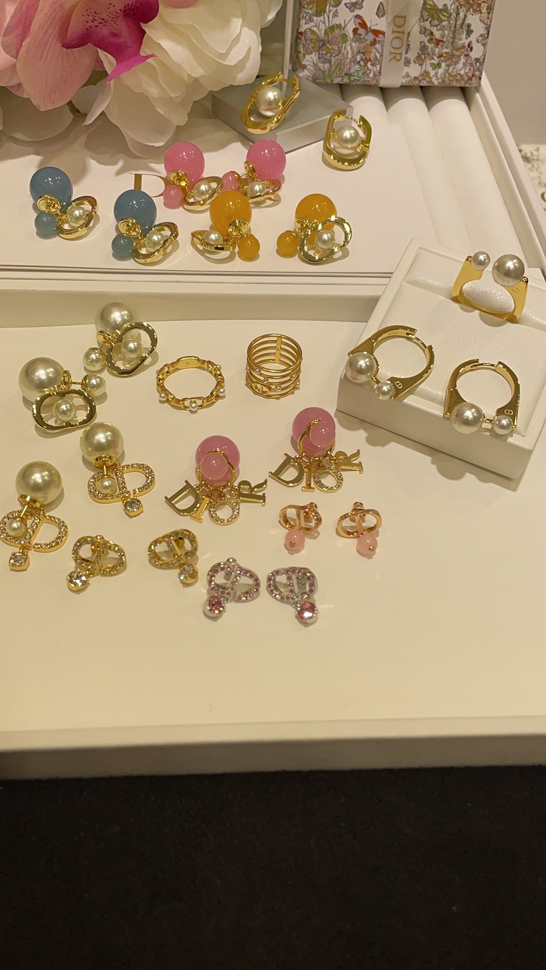 tribales new look two pearl gold earrings ehc113