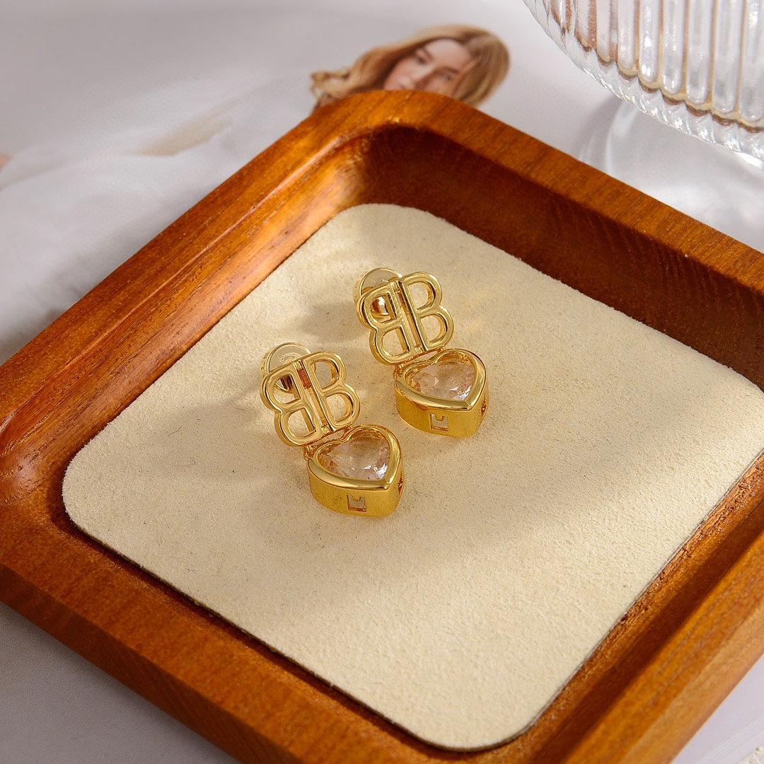 fashion and minimalist yellow gold earrings eha808