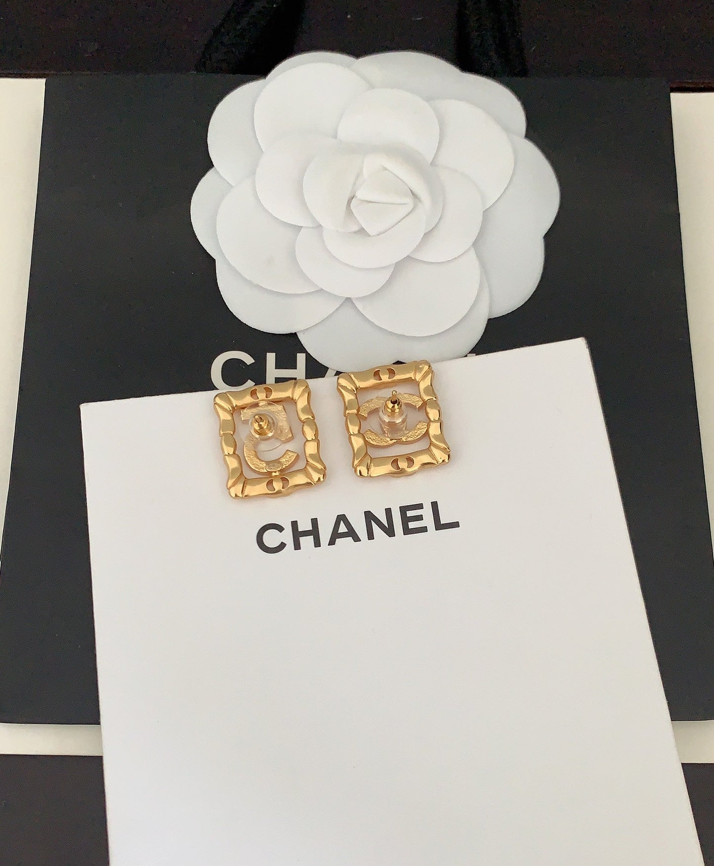 square hollow out size 5 cc gold earrings eha240