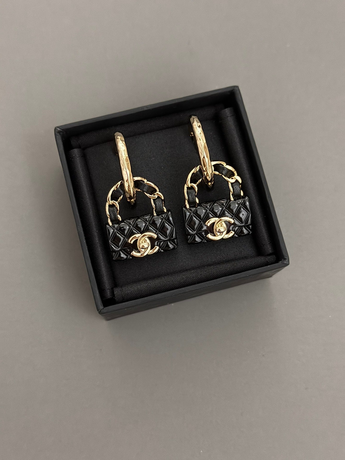 new enamel colored letter black bag earrings eha195