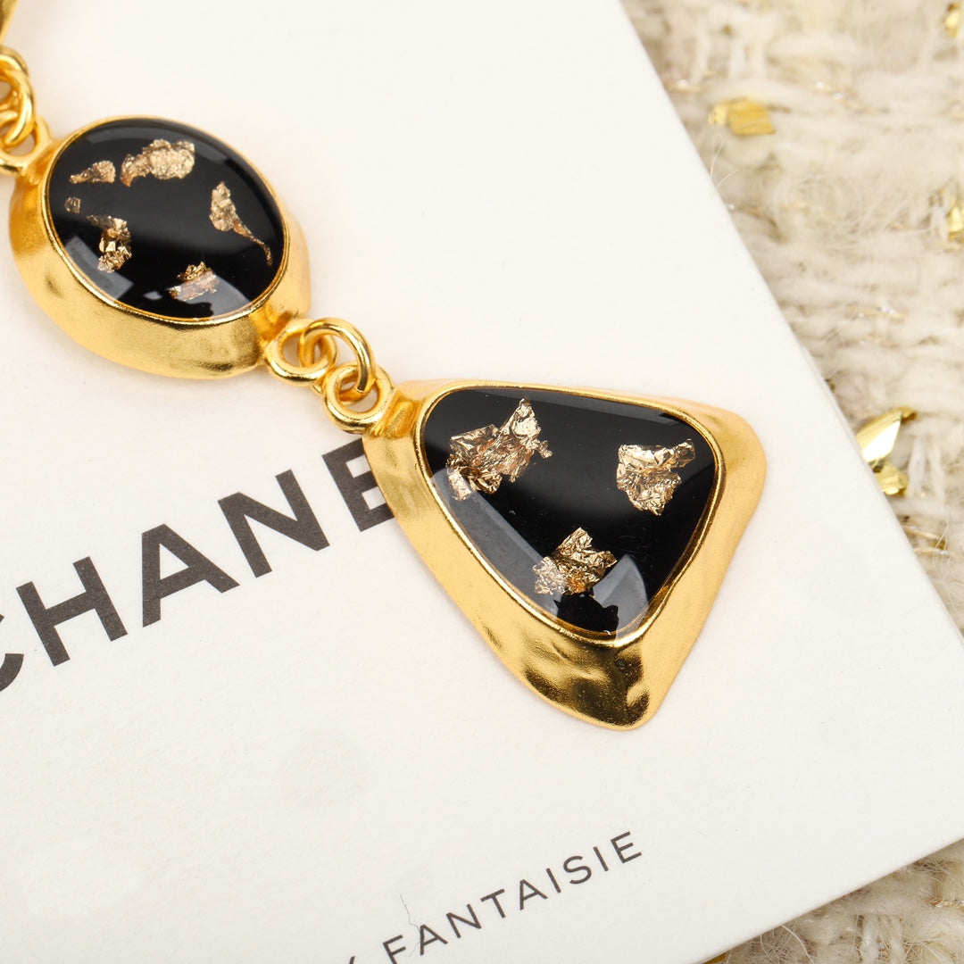 cha gold pendant resin earrings eha325