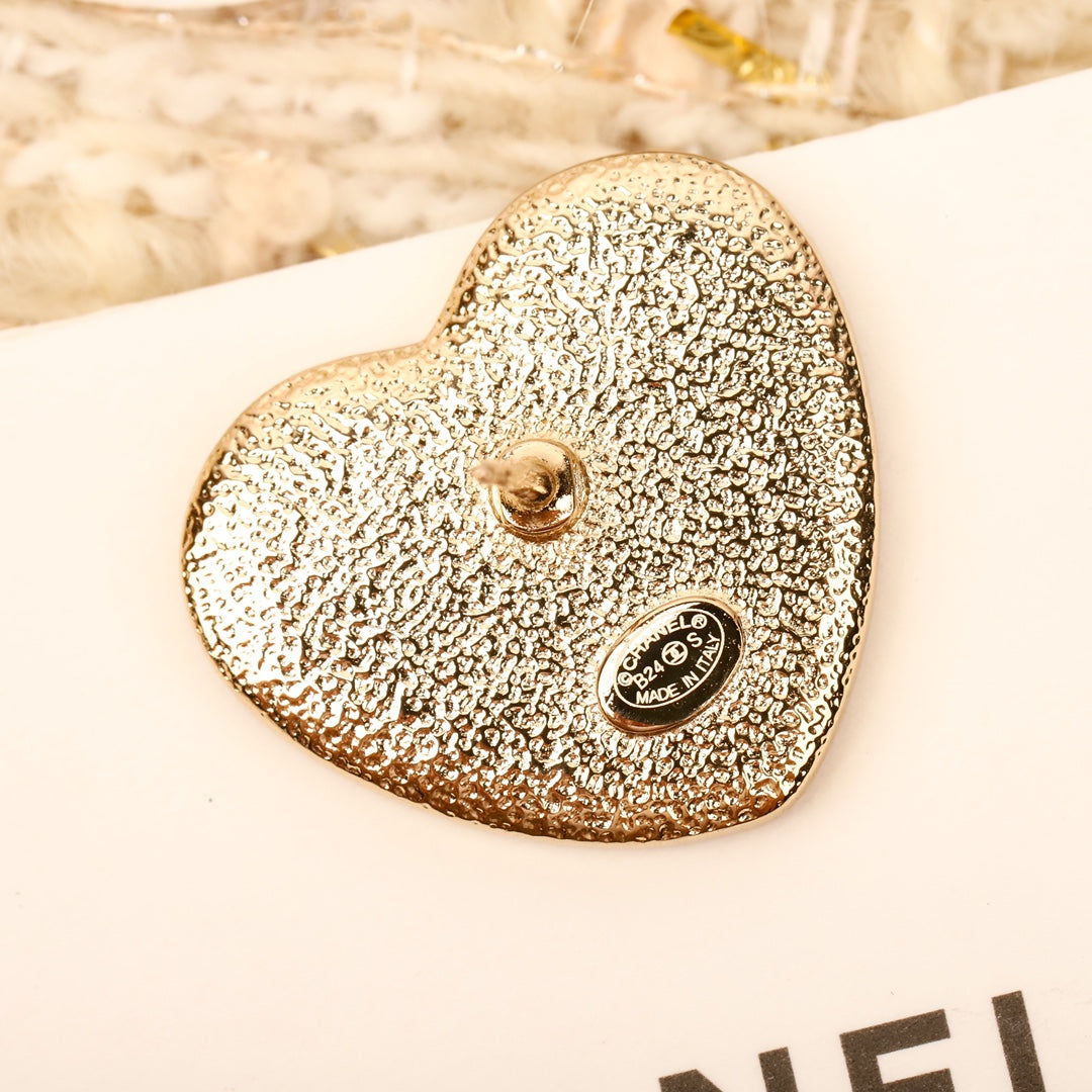 double circle pink enamel heart shaped earrings eha262