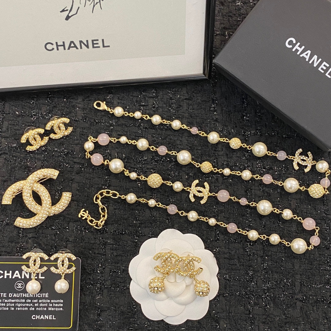 cha double c pearl pendant gold earrings eha299