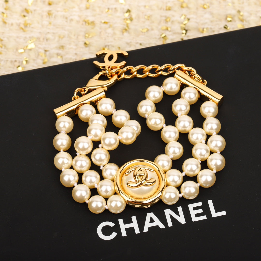 cha button double c pearl bracelet sla121