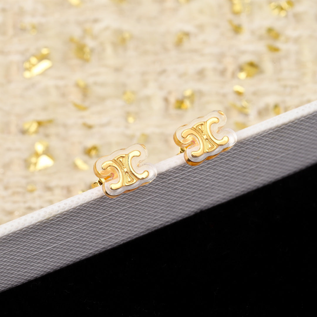 c three dimensional triumphal arch earrings eha326