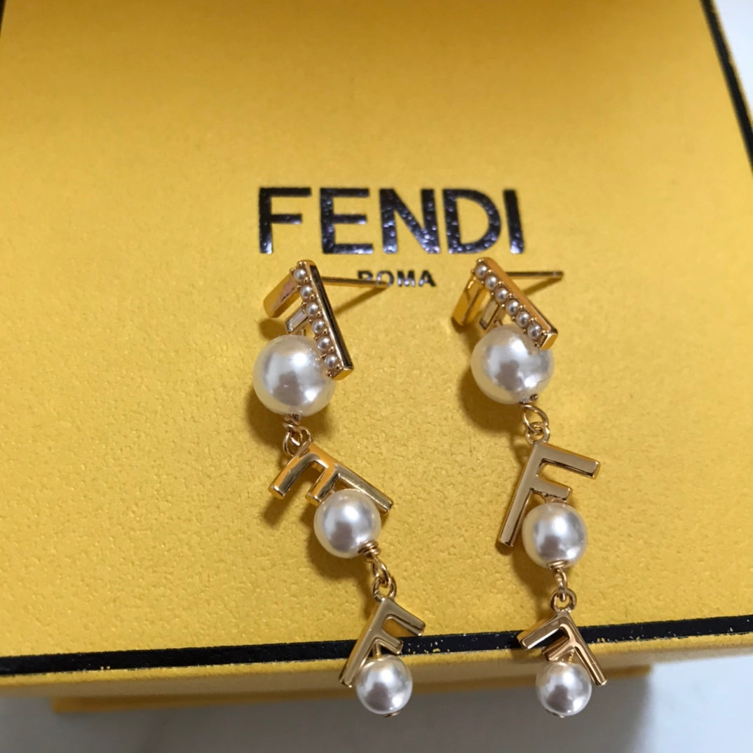 golden tassel letter f pearl earring eha362