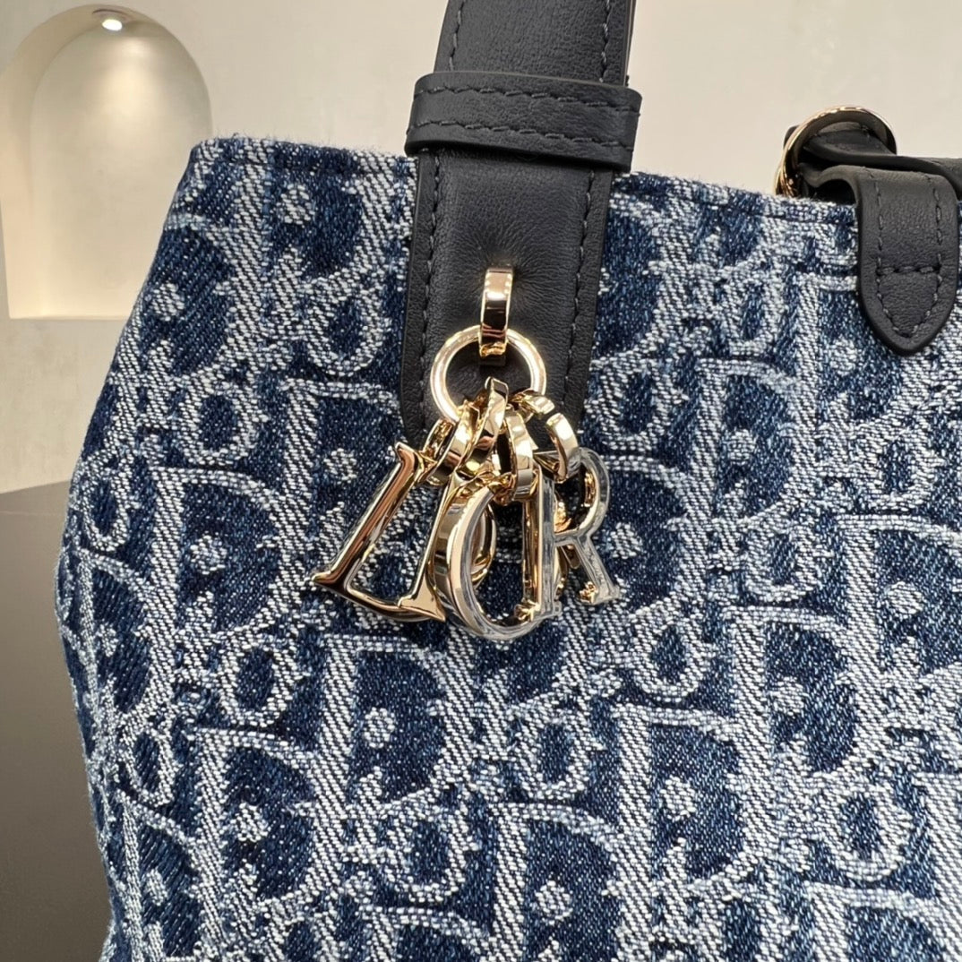 23cm toujours blue underarm shoulder bag 286761