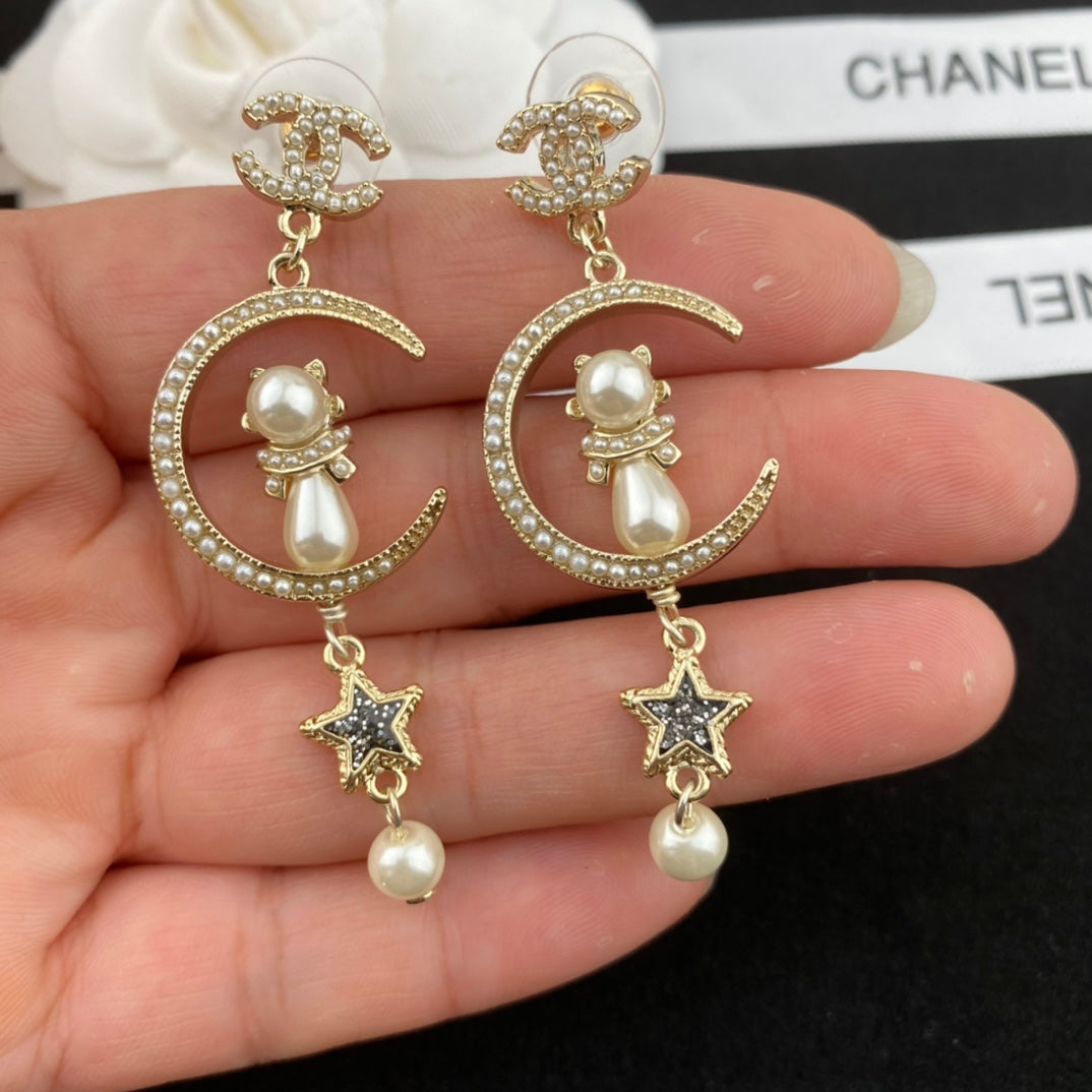 cha beauty cat pendant earrings eha380