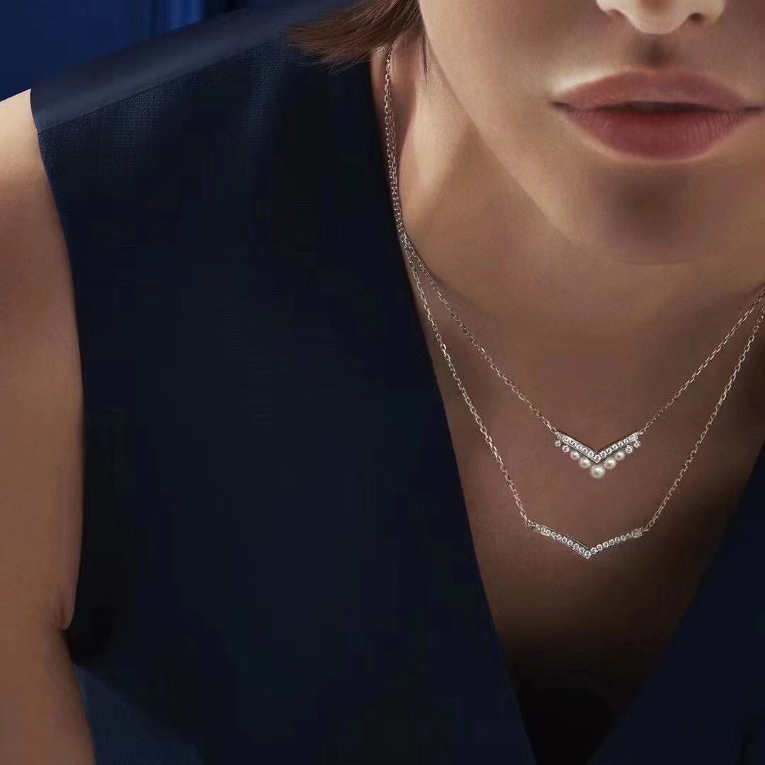 v shaped pearl silver necklace xla481