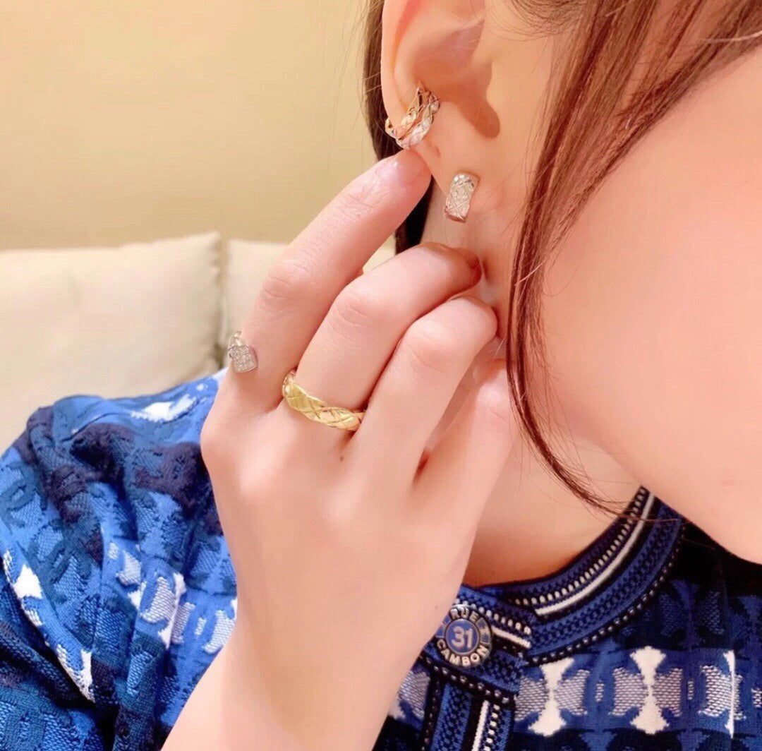 coco crush rose gold diamond plaid earrings eha497