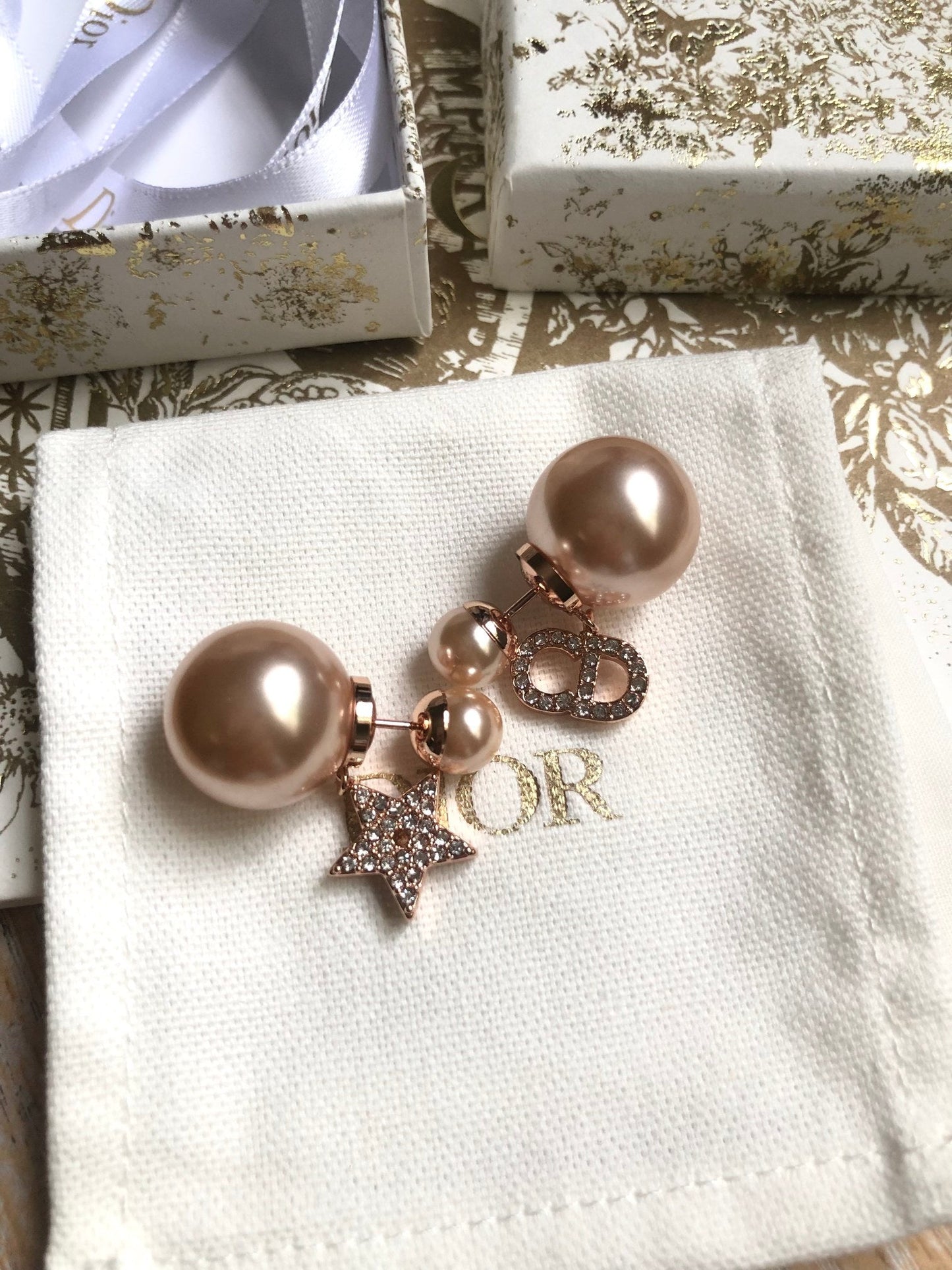 cd pentagram pearl earrings eha694