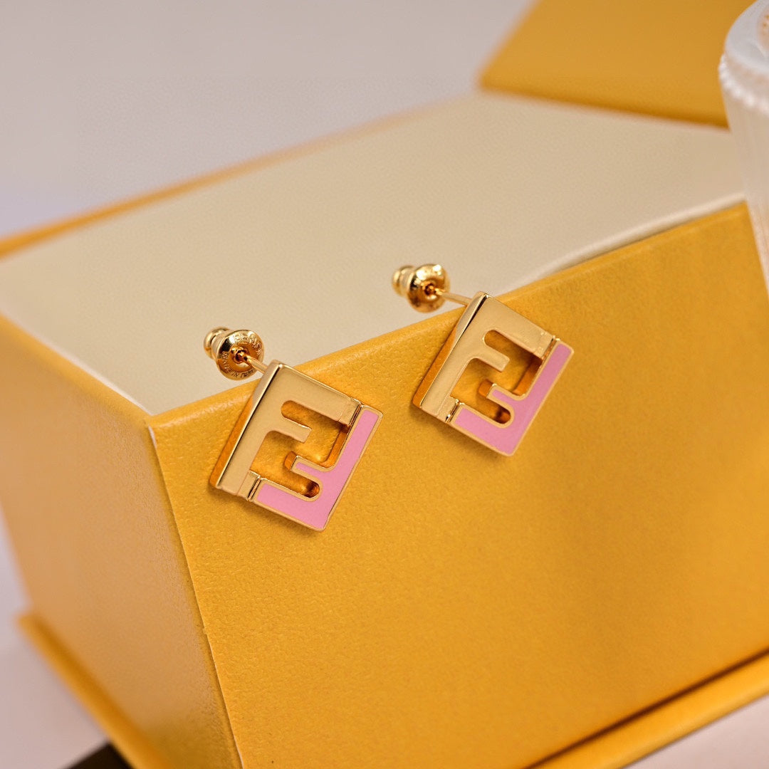 fendi versatile yellow gold eha750