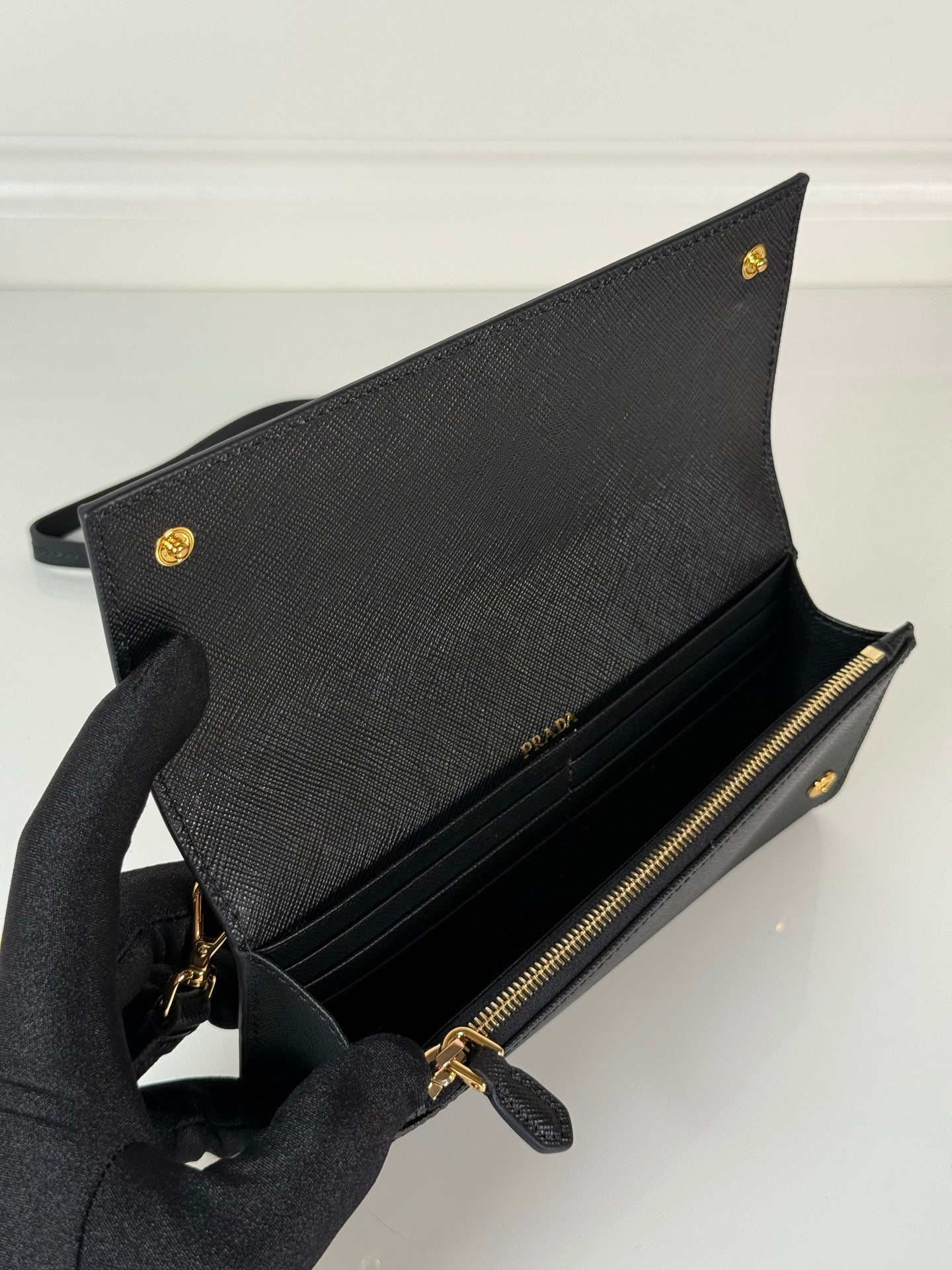 Prada 1MT042 Wallet Black - View 4