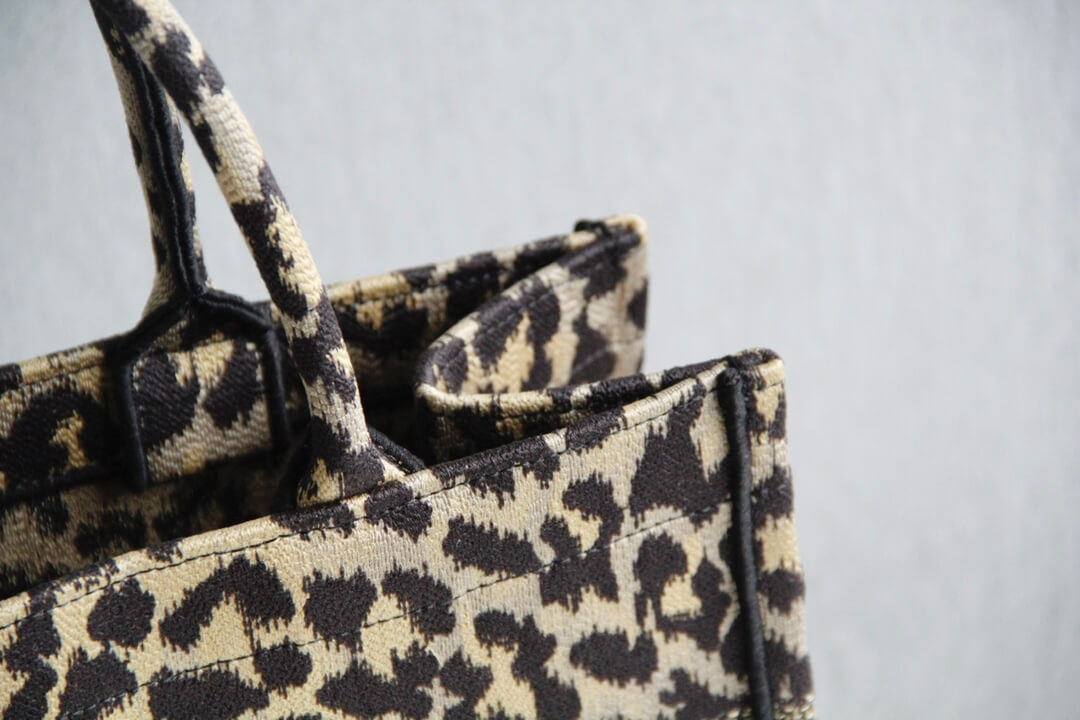 1286 book tote big size 41 5cm 36 5cm embroidery logo red handbag mizza 3